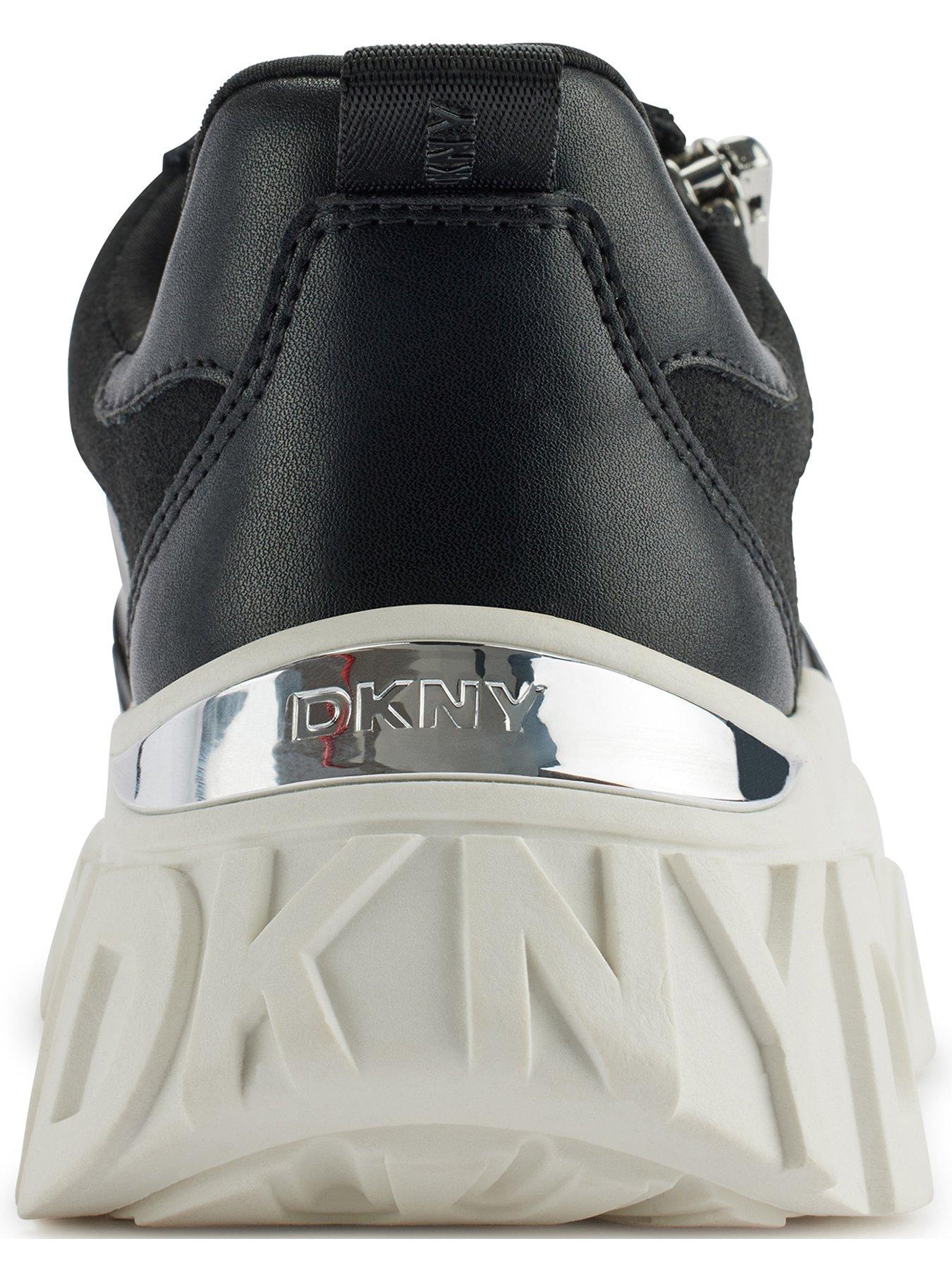 dkny-lakelyn-platform-sneaker-blackoutfit