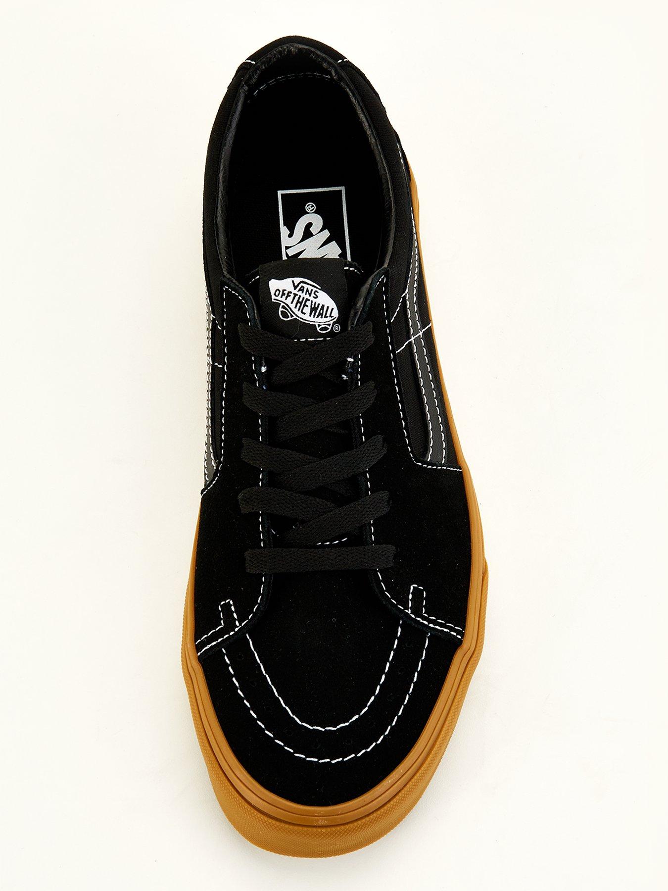 vans-mens-sk8-low-trainers-blackoutfit