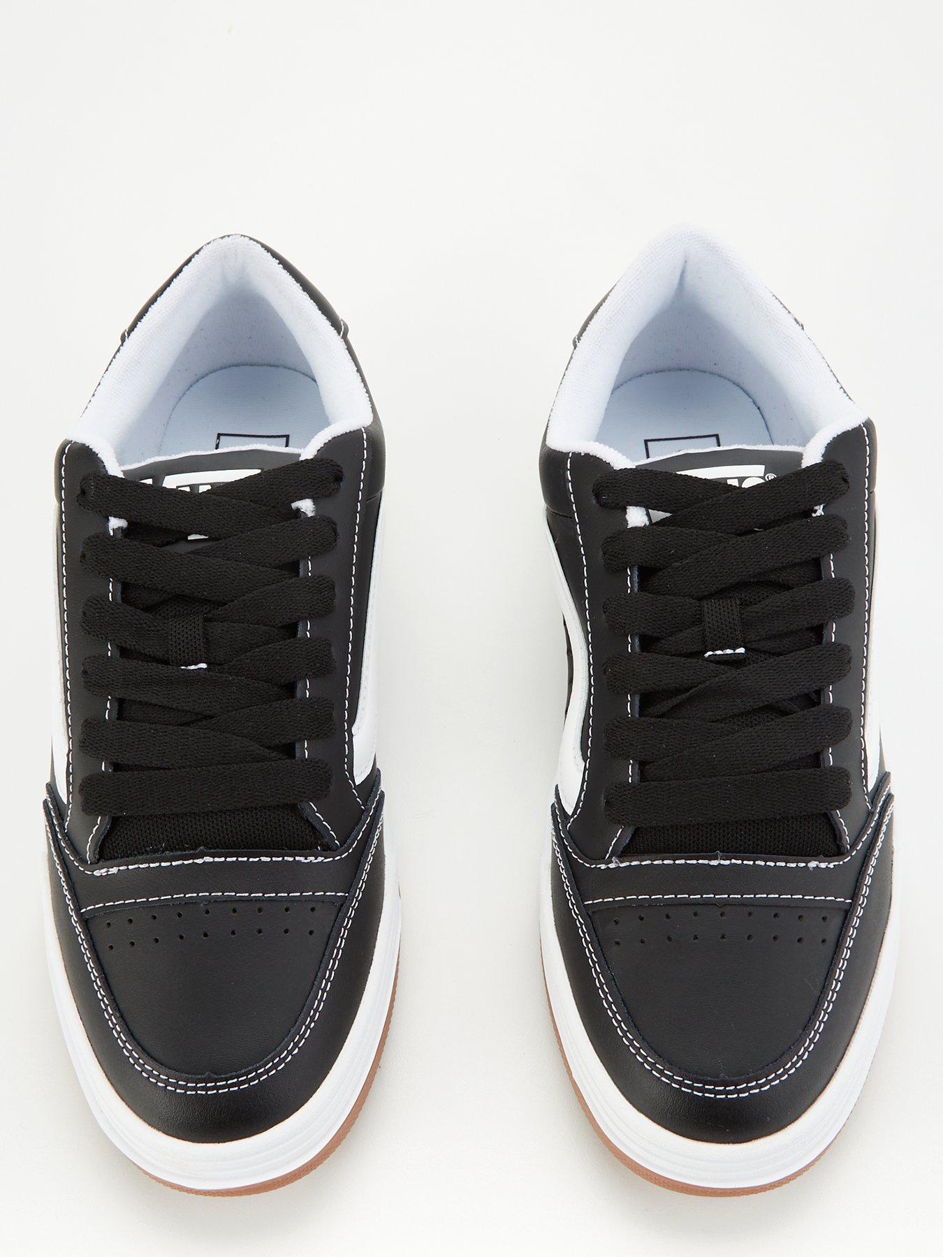 vans-mens-hylane-trainers-blackwhiteoutfit