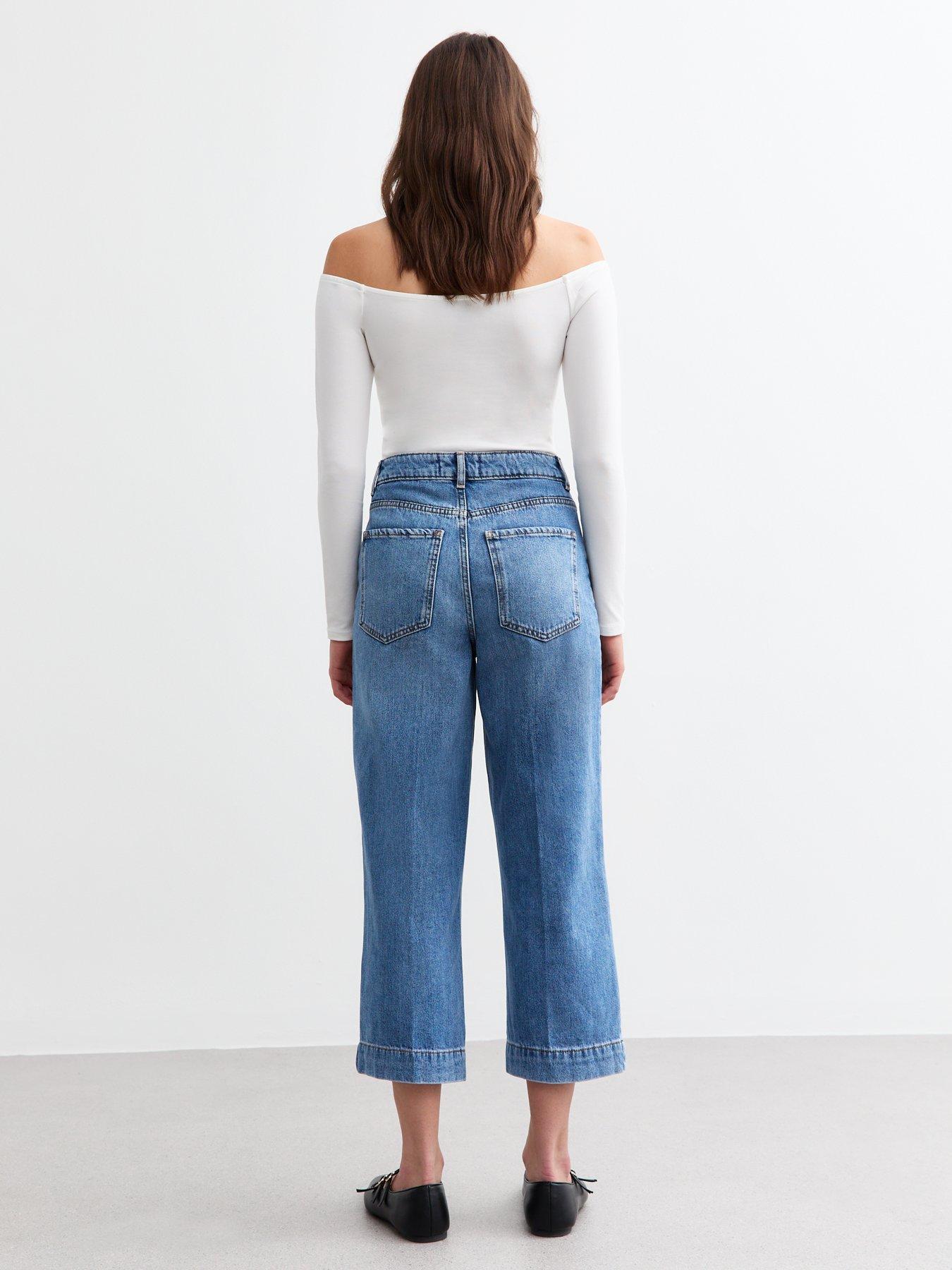 new-look-patch-pocket-crop-wide-leg-jeans-bluestillFront