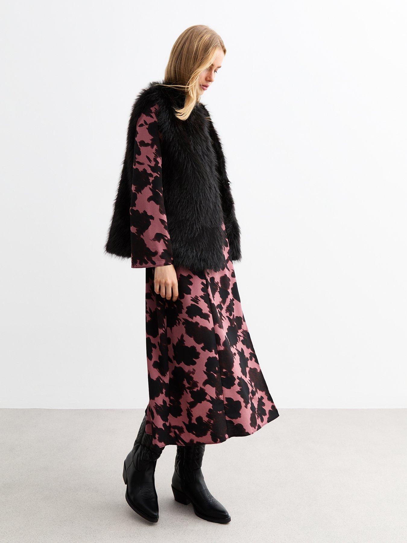 new-look-fiona-floral-flute-sleeve-midi-dress-redback