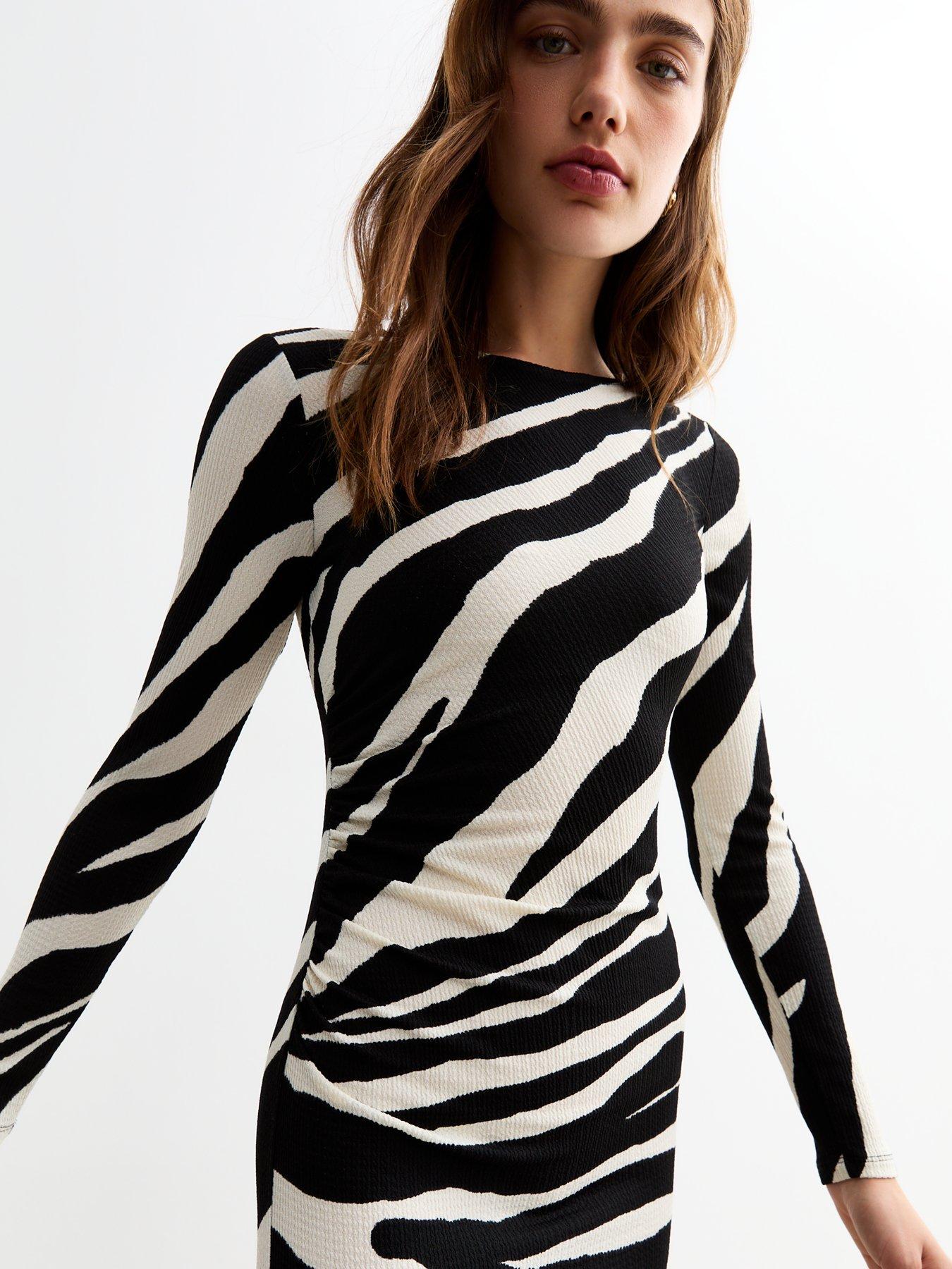 new-look-zebra-crinkled-long-sleeved-midi-dress-printoutfit