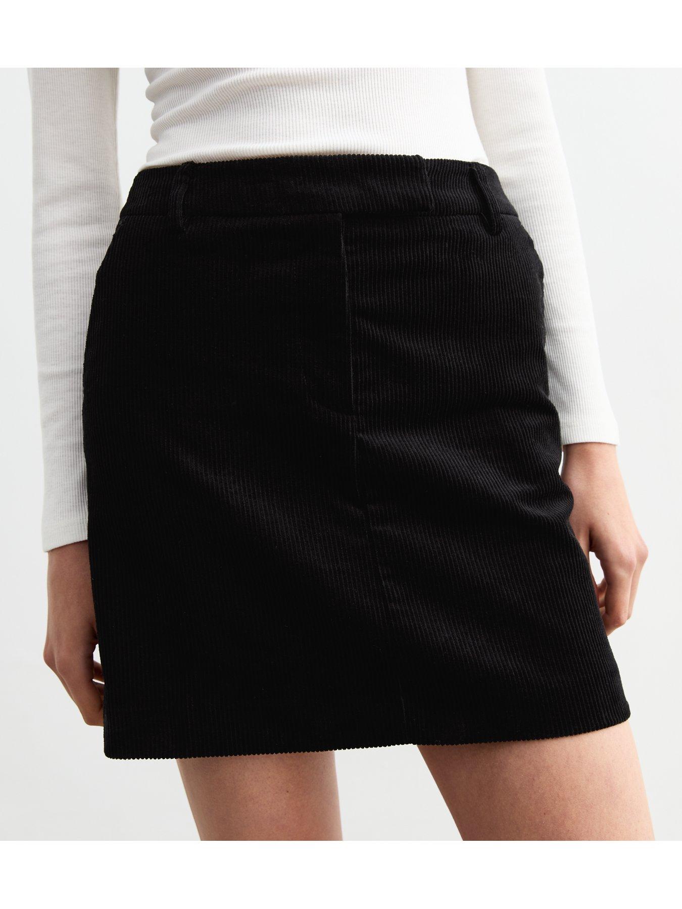 new-look-corduroy-mini-skirt-blackoutfit