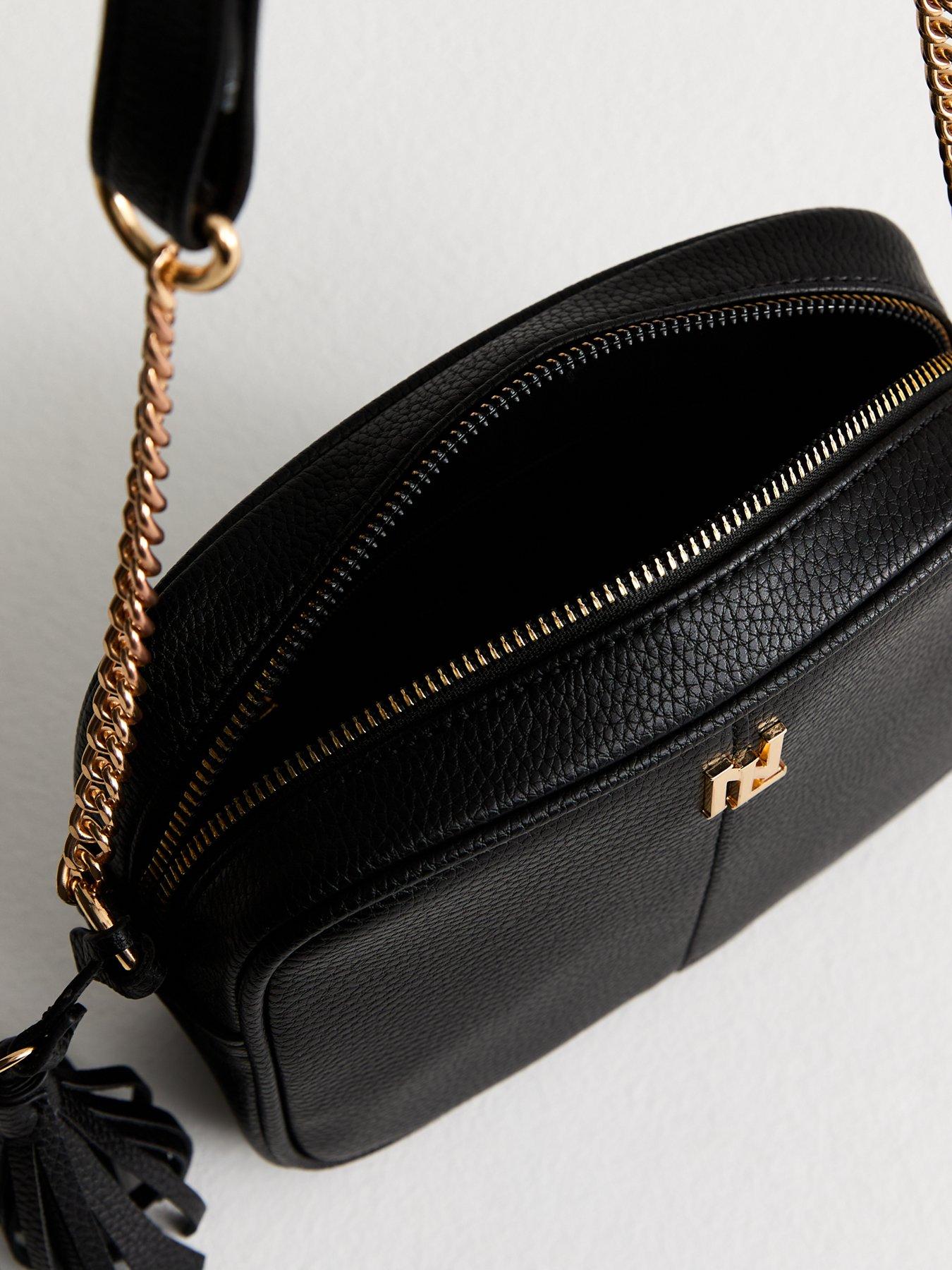 new-look-black-leather-look-crossbody-camera-bagdetail