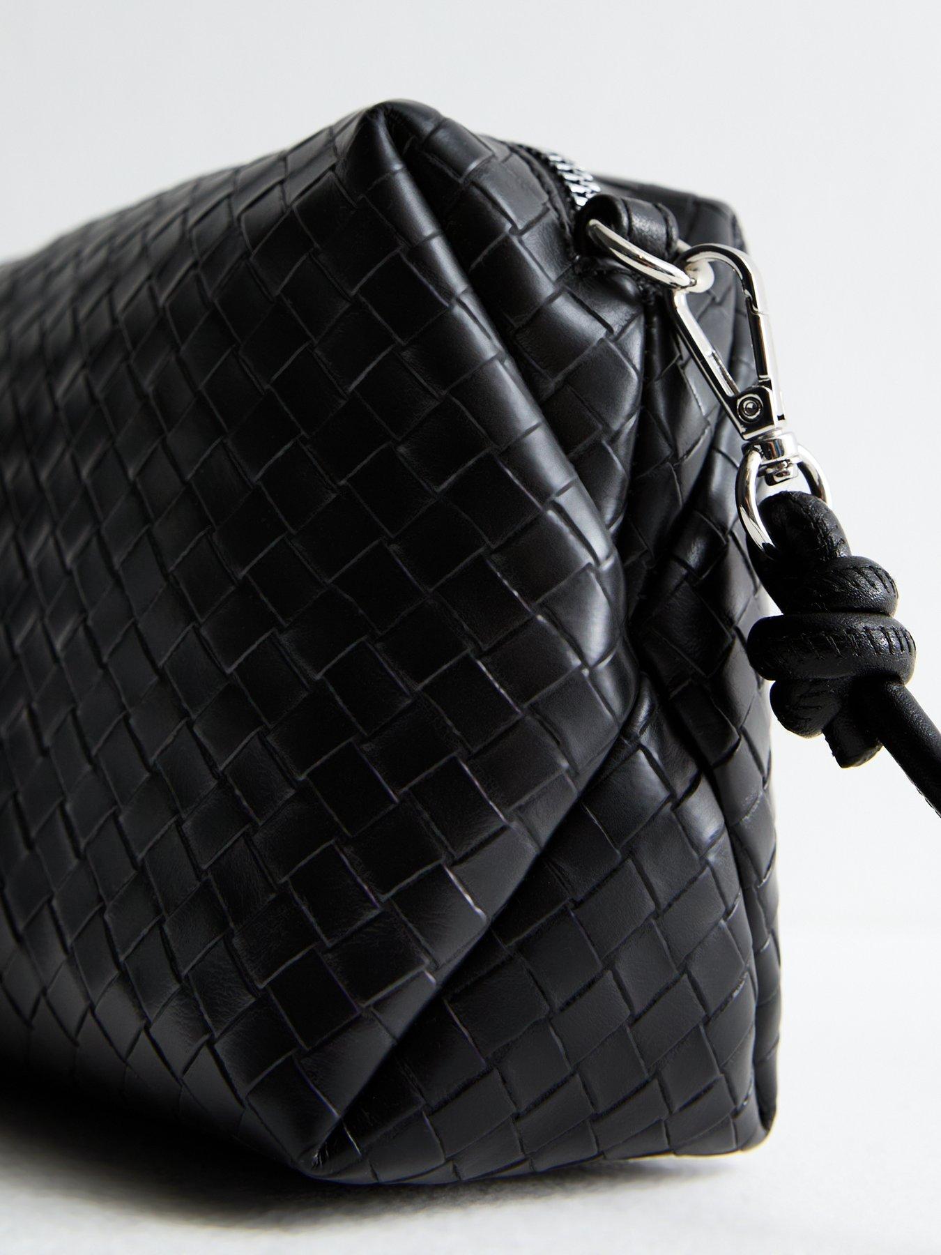 new-look-black-woven-leather-look-crossbody-bagoutfit