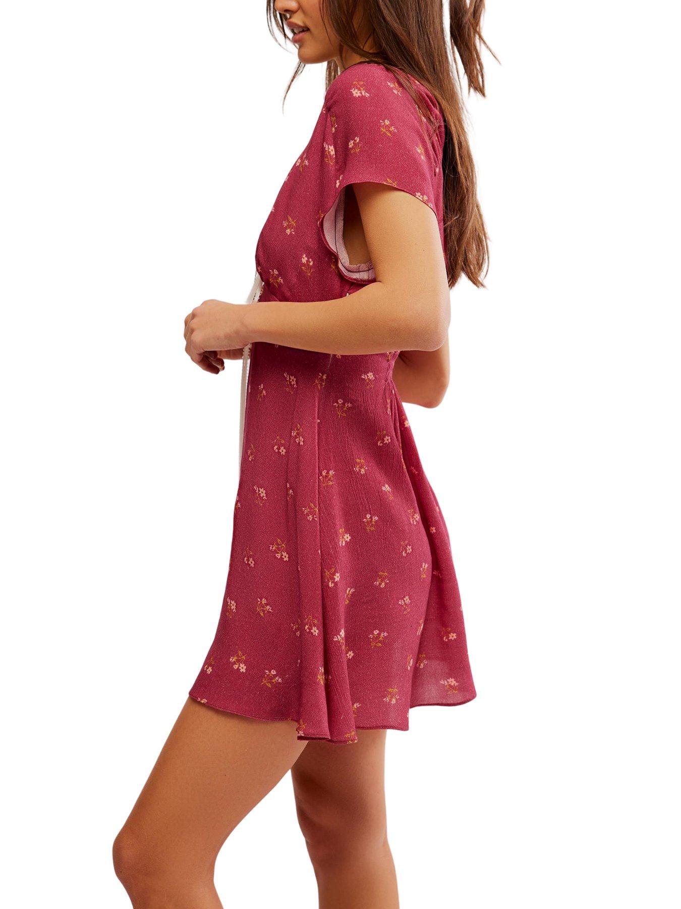 free-people-everyones-favorite-mini-dress-redoutfit