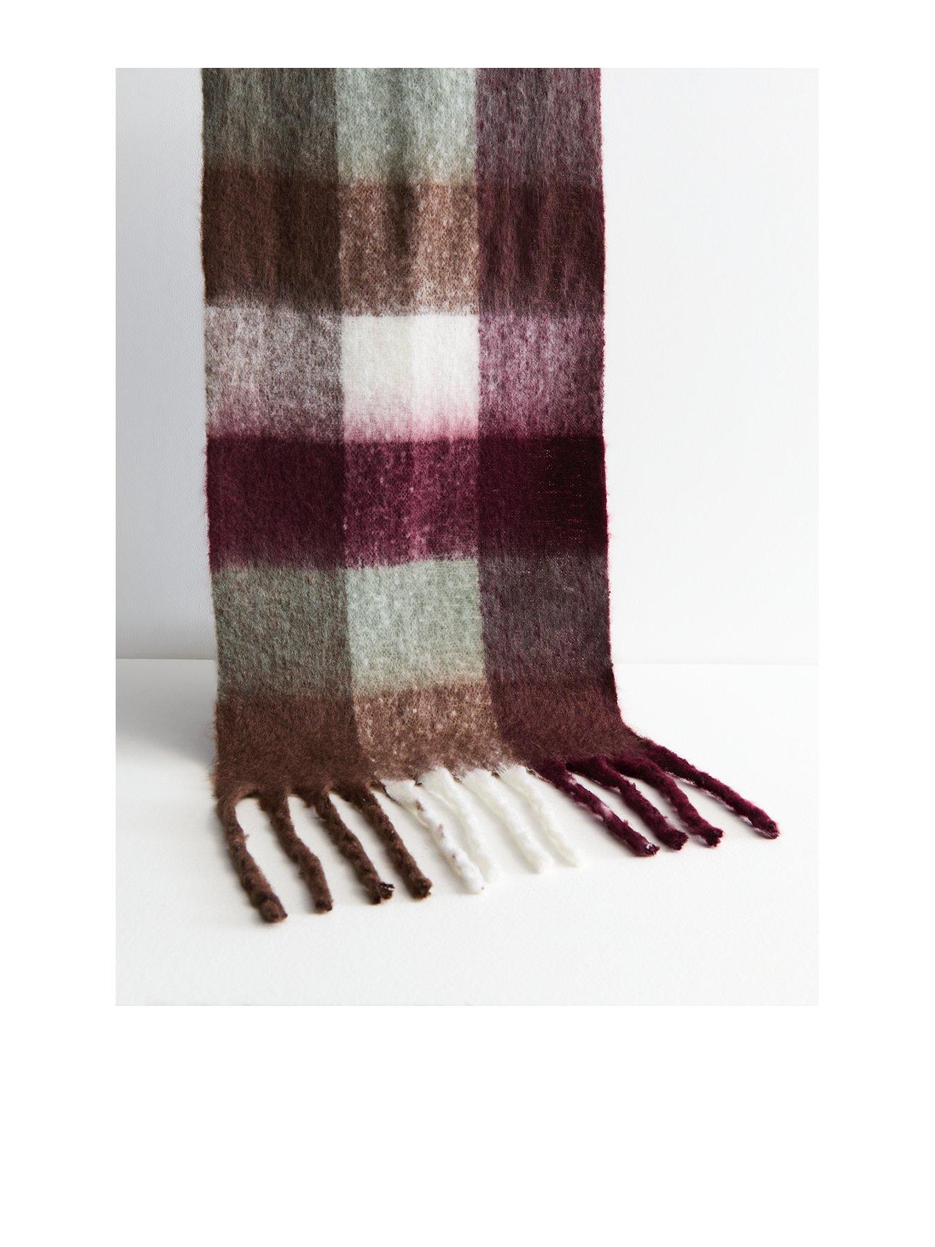 new-look-burgundy-checked-fringed-scarffront