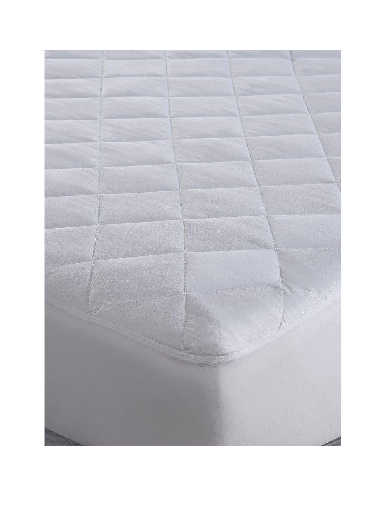 very-home-luxury-cotton-anti-allergy-mattress-protector-ksstillFront