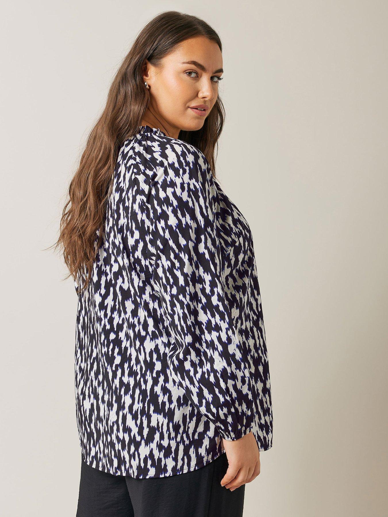 evans-gypsy-blouse-navystillFront