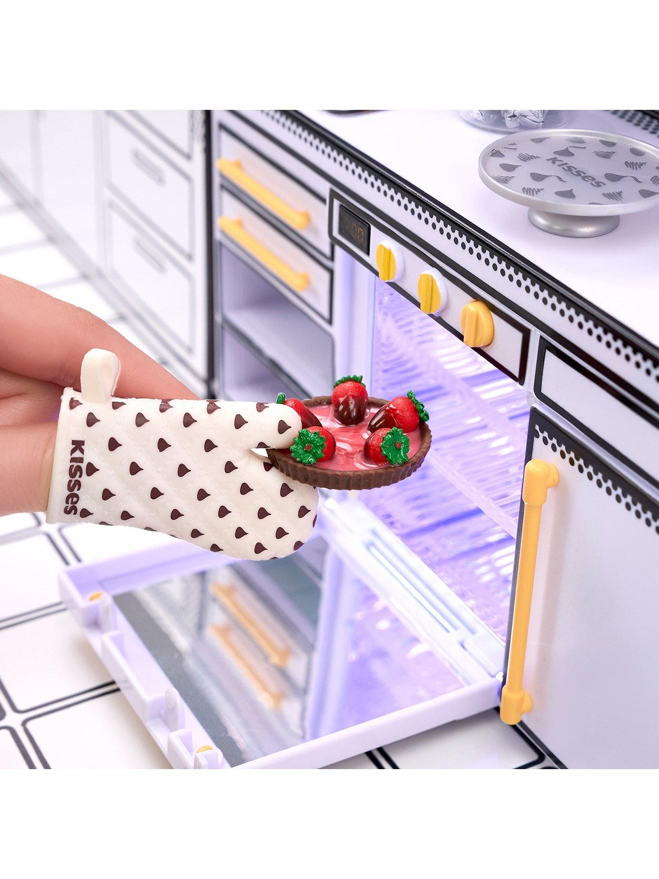 Image 3 of 8 of Mini Verse MGAs Miniverse: Make It Mini Food - Hersheys Multipack