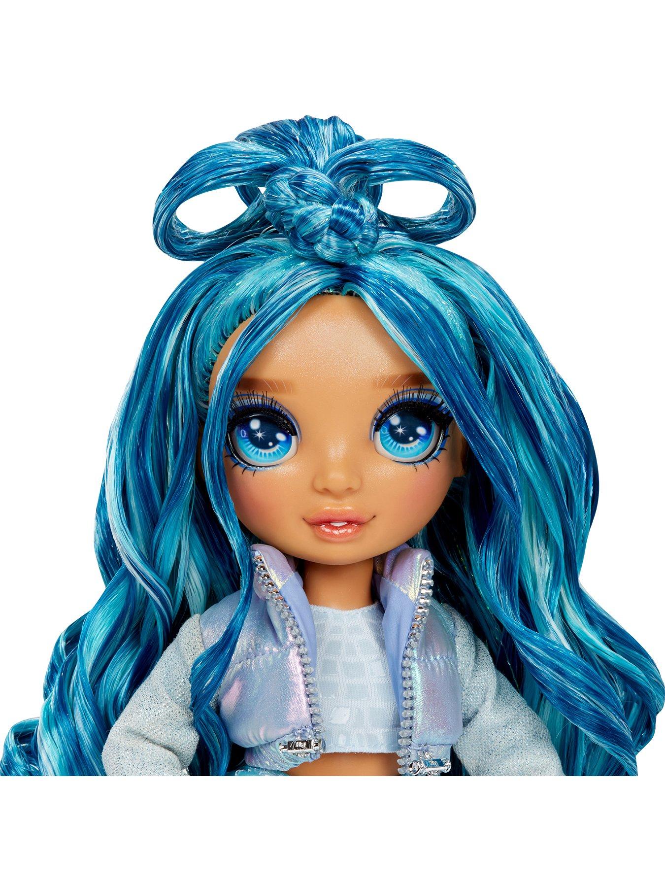 rainbow-high-winter-wonderland-fashion-doll-skyler-bradshawdetail