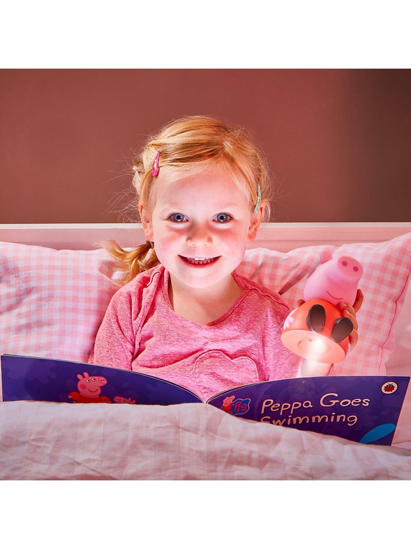 Image 5 of 7 of Peppa Pig GoGlow Buddy Night Light &amp; Torch