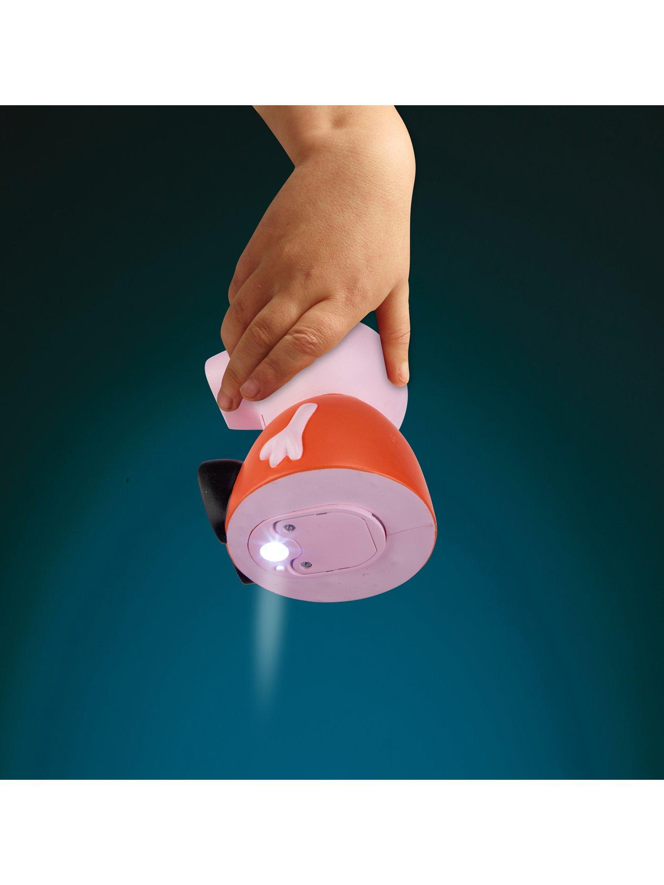 Image 7 of 7 of Peppa Pig GoGlow Buddy Night Light &amp; Torch