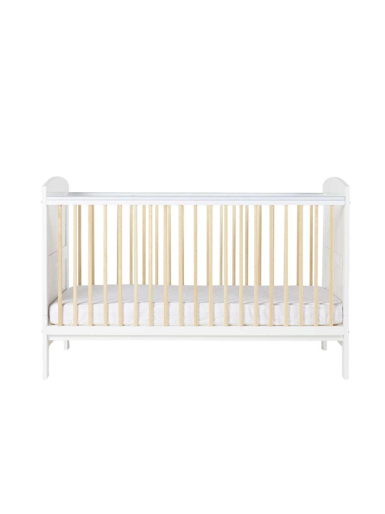 ickle-bubba-coleby-scandi-cot-bed-scandi-whiteoutfit