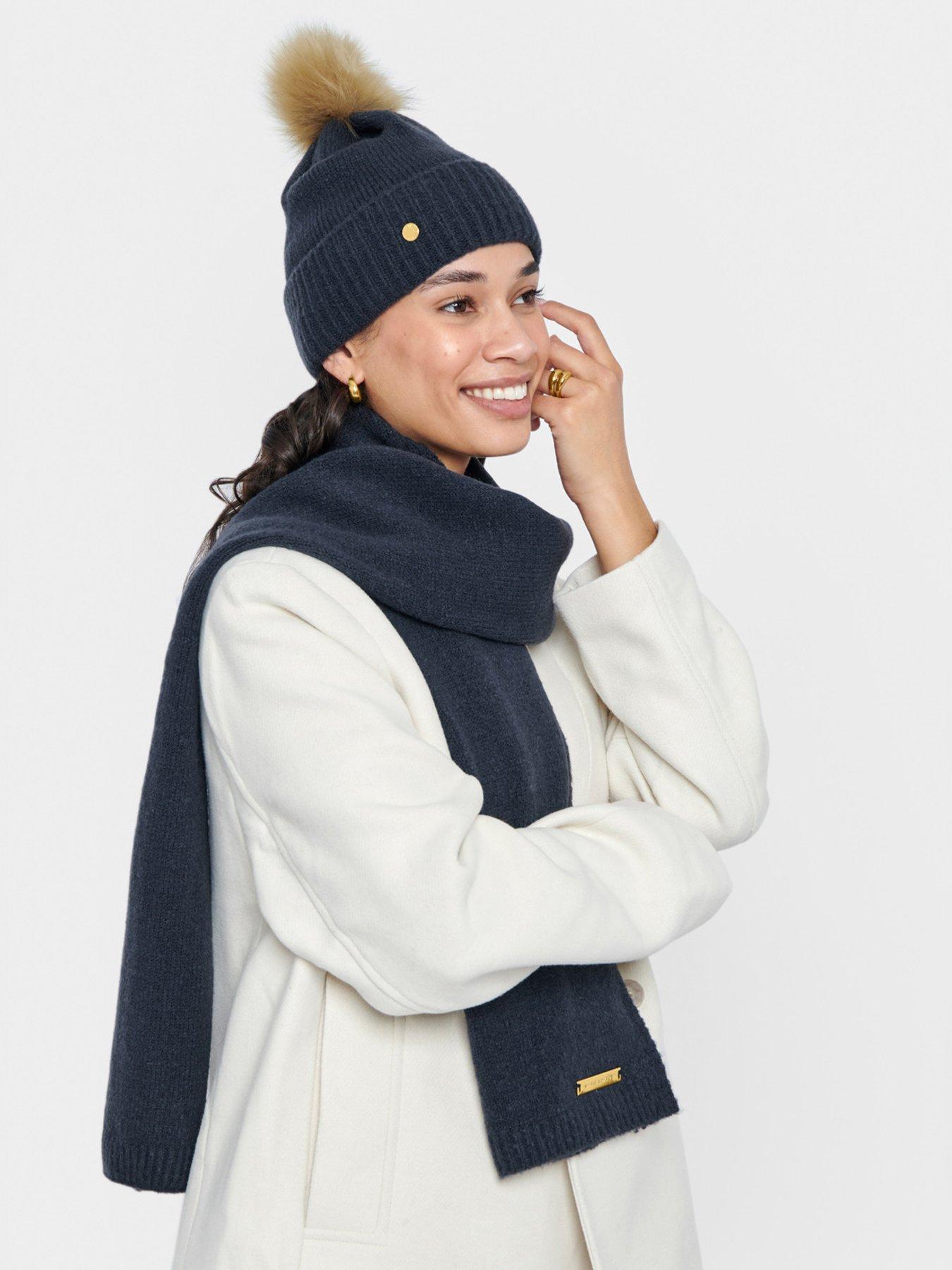 katie-loxton-boxed-fine-knitted-hat-scarf-set-navytanoutfit