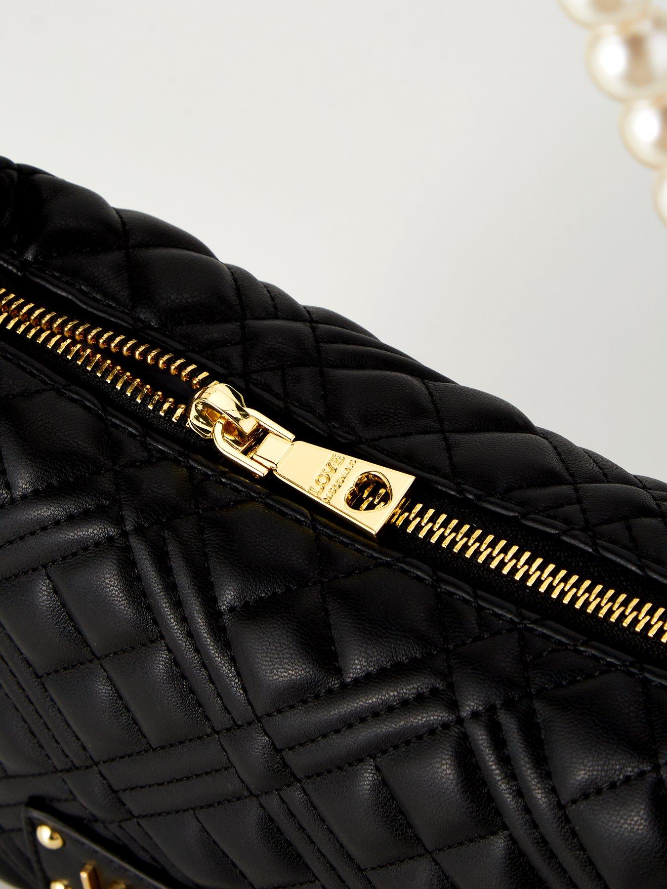 love-moschino-quilted-shoulder-bag-with-pearl-chain-blackdetail