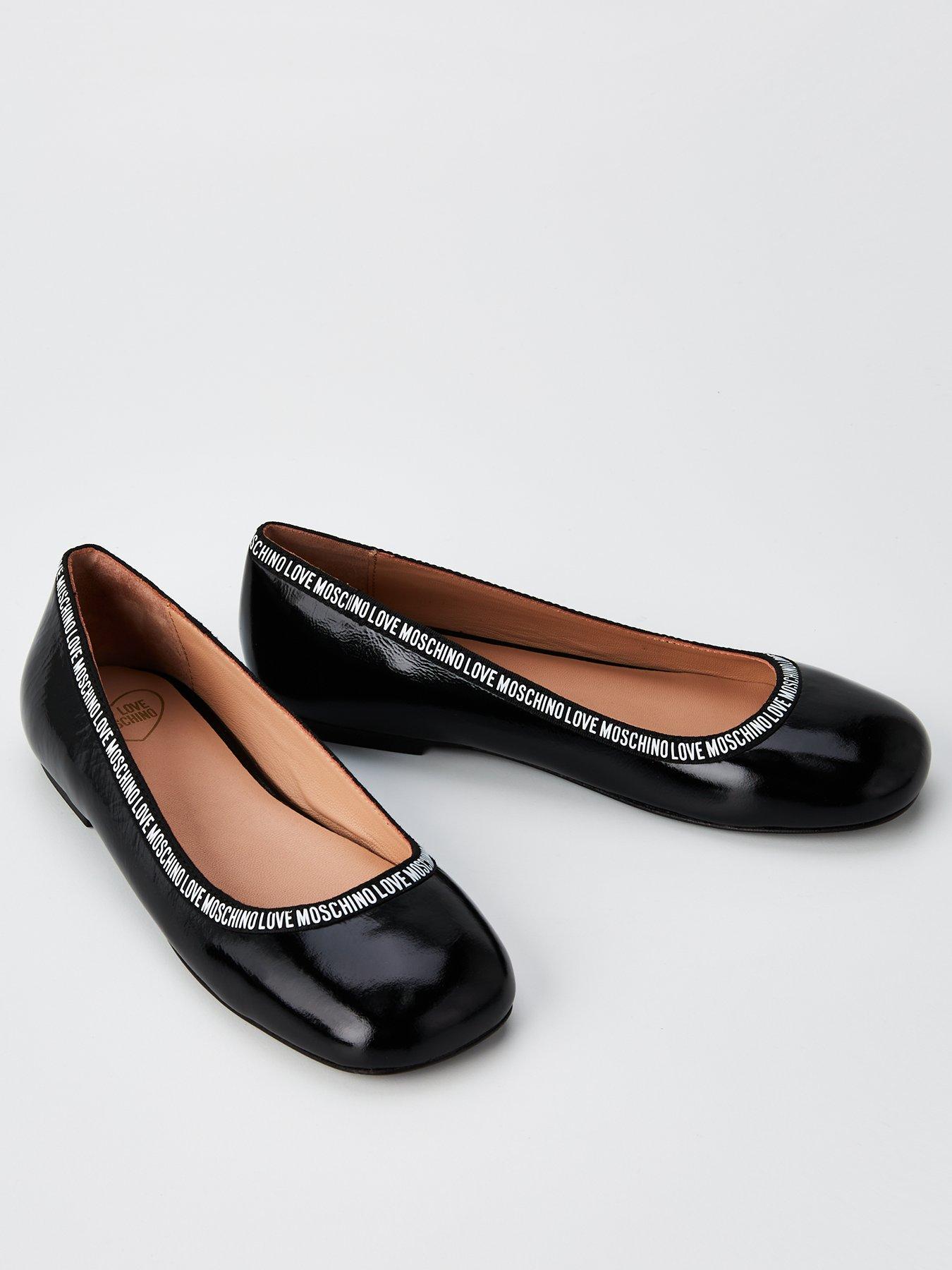 love-moschino-logo-ballet-flats-blackstillFront