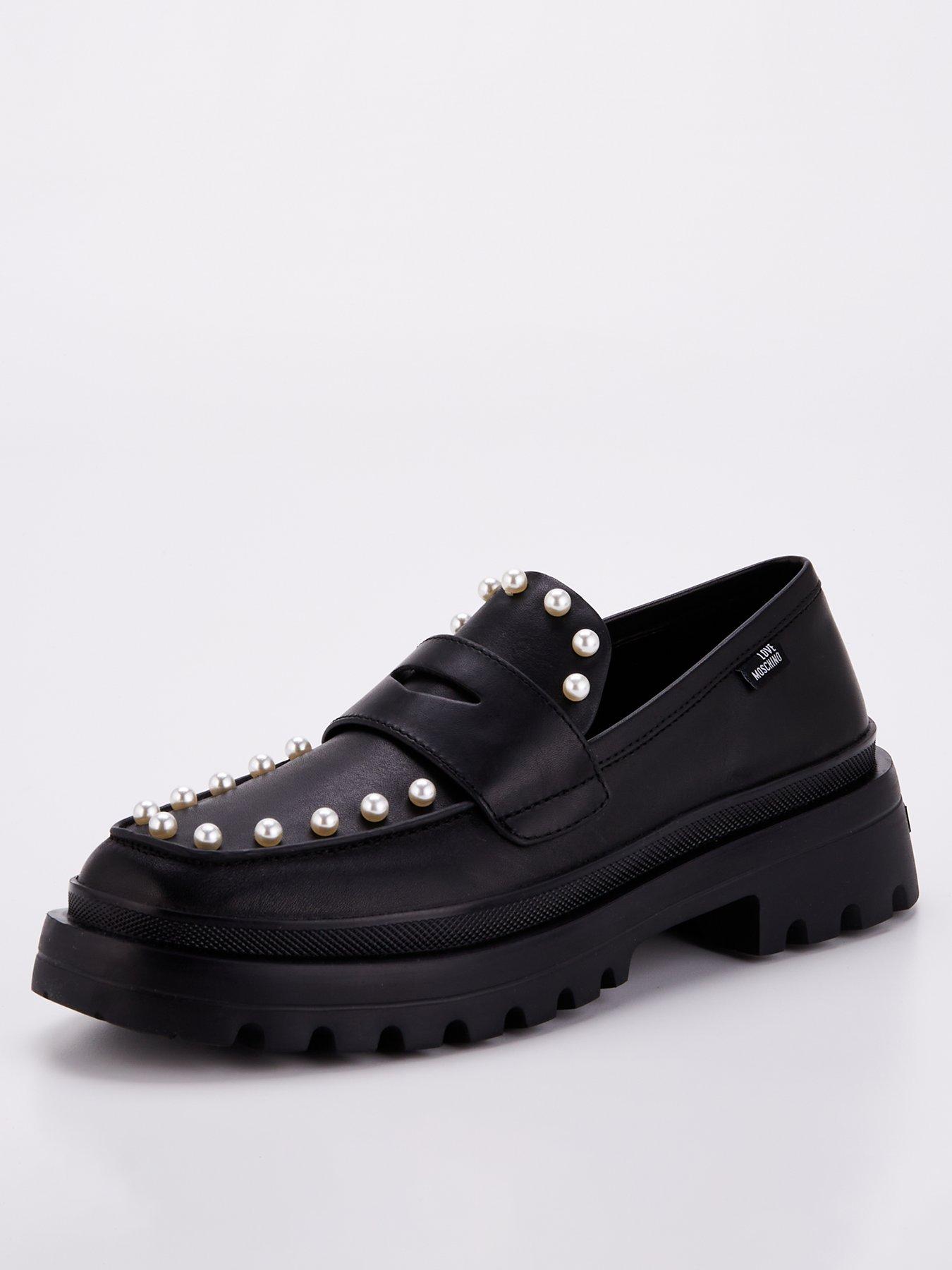 love-moschino-chunky-pearl-loafer-blackstillFront