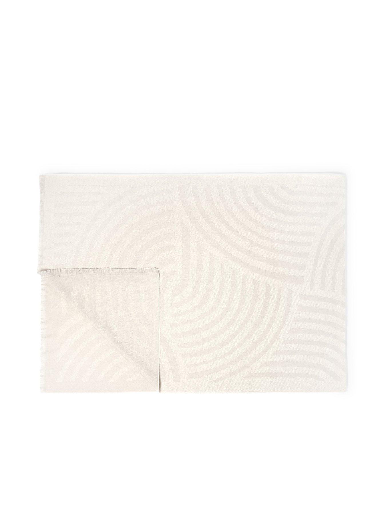 katie-loxton-printed-blanket-scarf-white