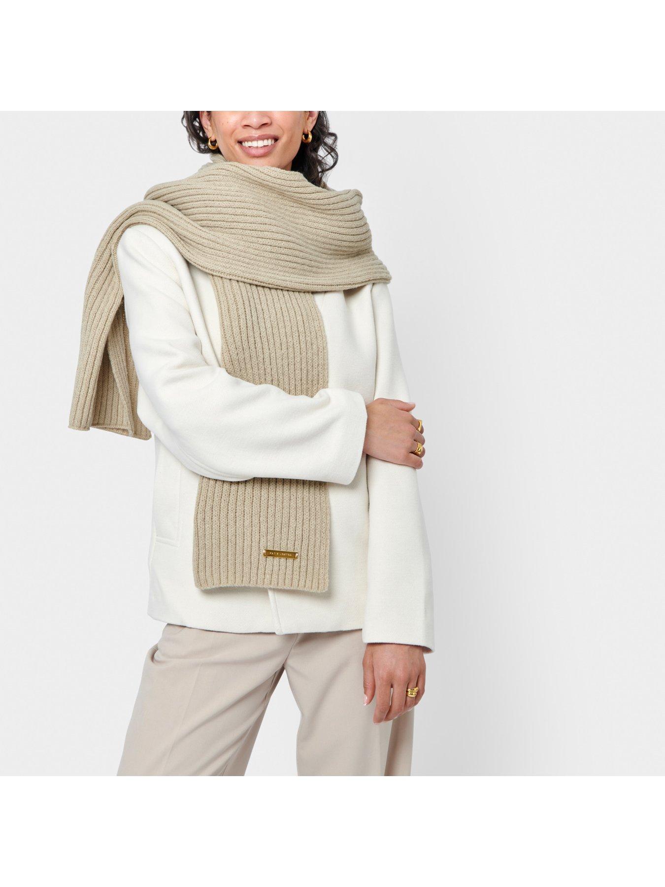 katie-loxton-knitted-scarf-beigeback