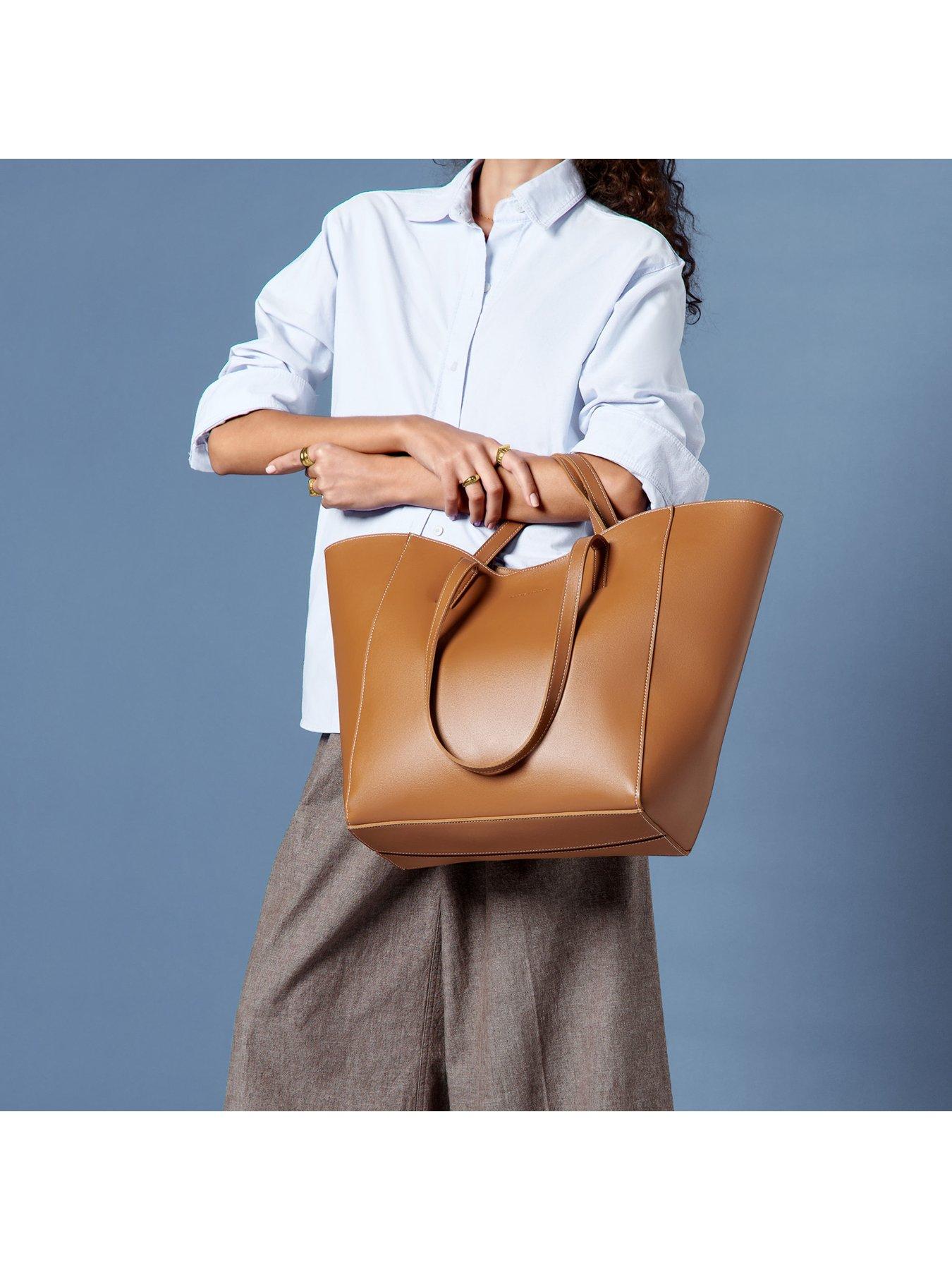 katie-loxton-perri-tote-bag-brownoutfit