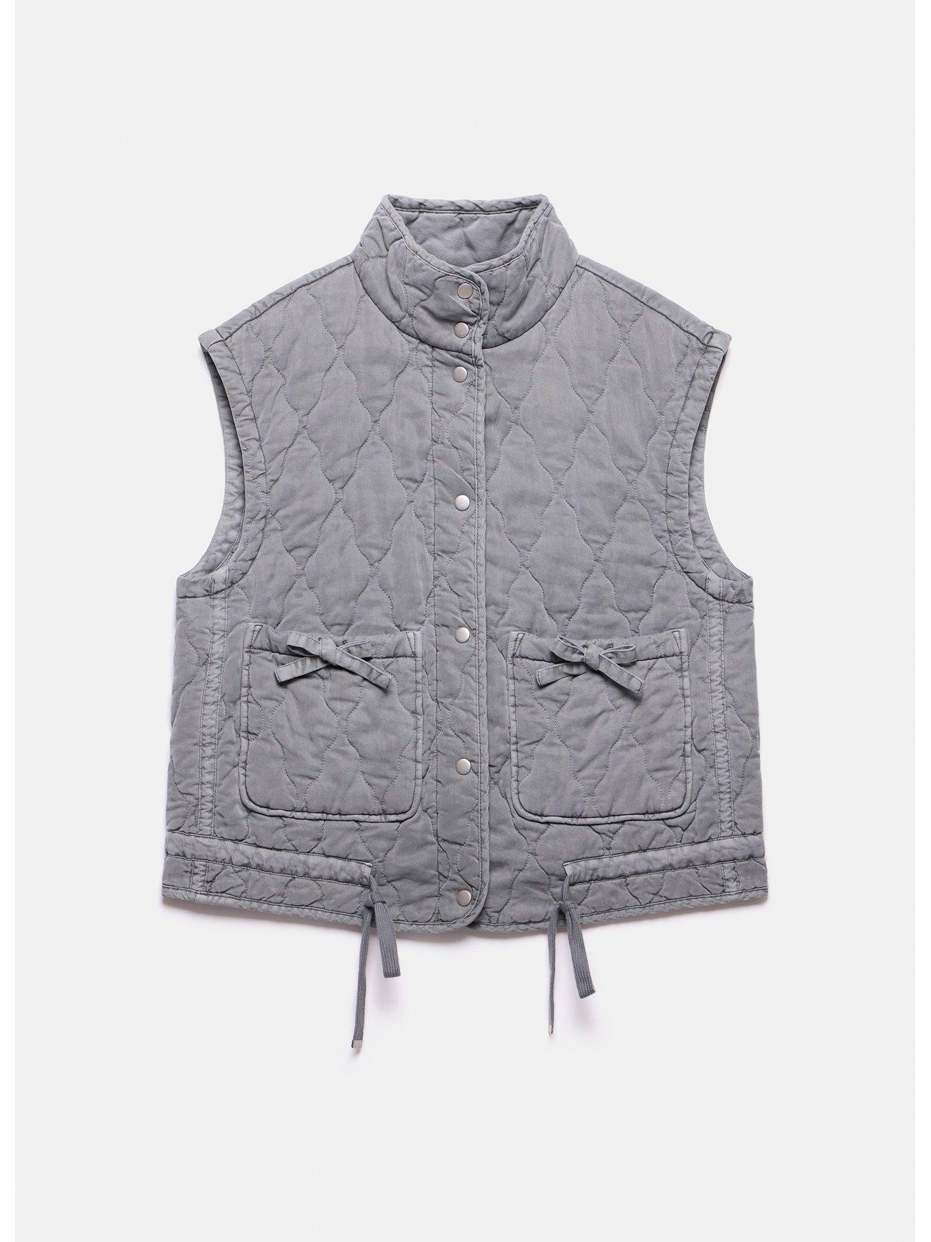 mint-velvet-grey-washed-quilted-giletdetail