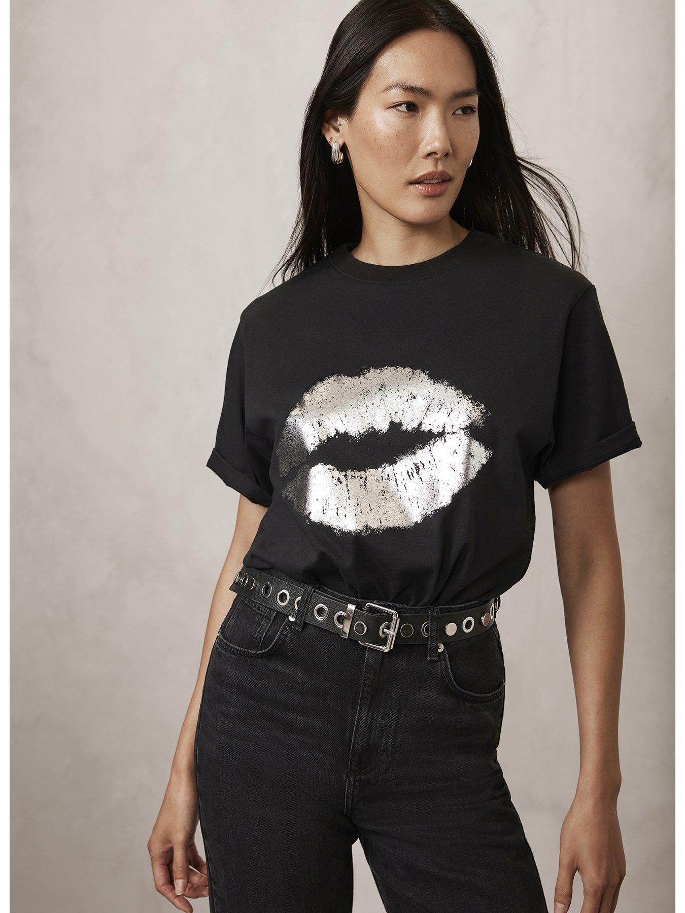 mint-velvet-black-metallic-lips-t-shirtback