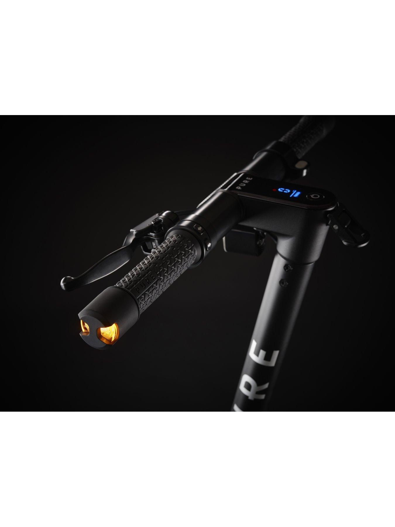 Image 3 of 7 of Pure Air4 Pro e-Scooter