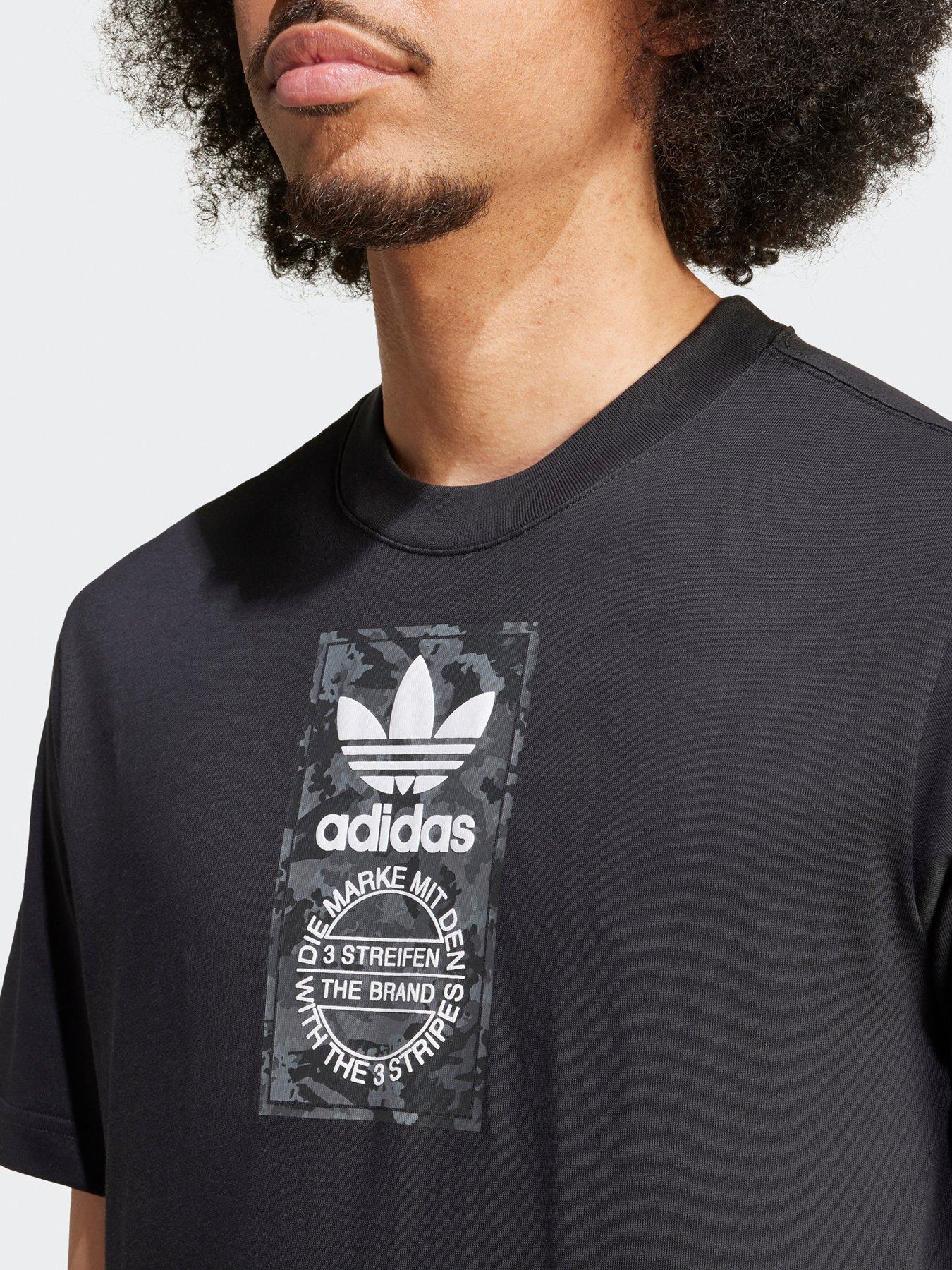 adidas-originals-mens-camo-label-tee-blackoutfit