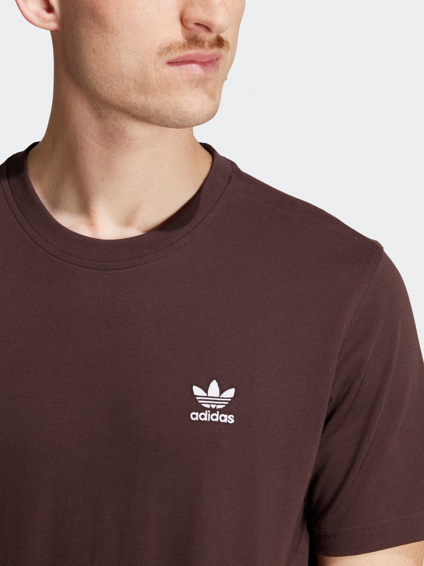 adidas-originals-mens-essential-trefoil-tee-brownoutfit