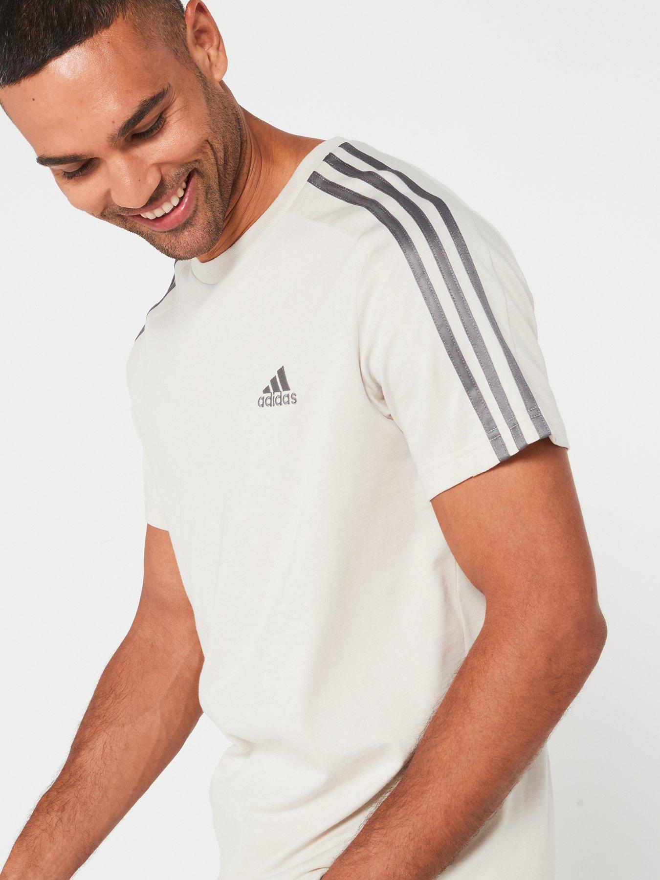 adidas-sportswear-mens-3-stripe-single-jersey-tee-light-greyoutfit