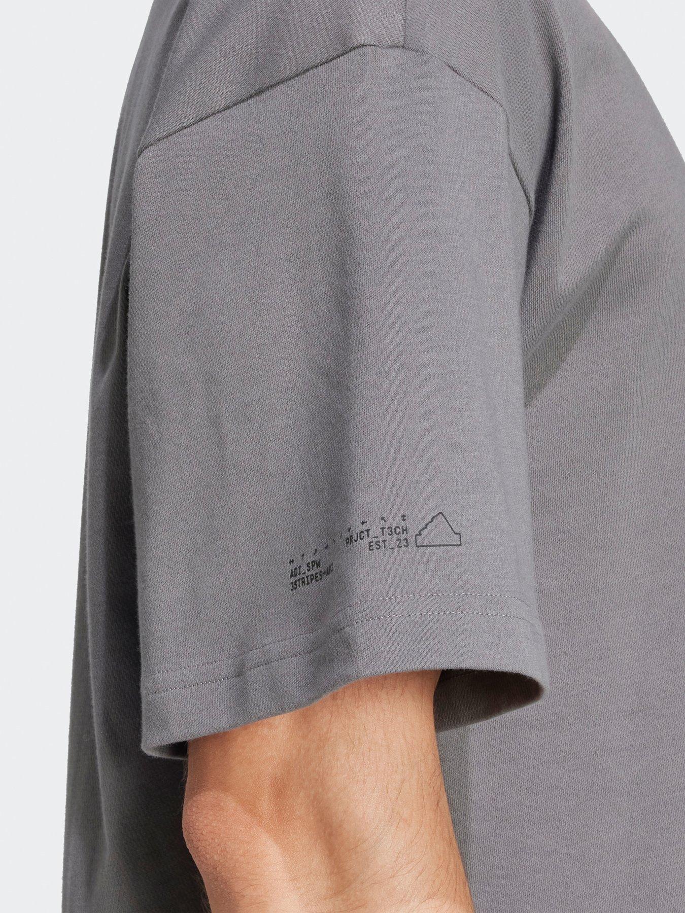 adidas-sportswear-mens-city-escape-tee-greydetail