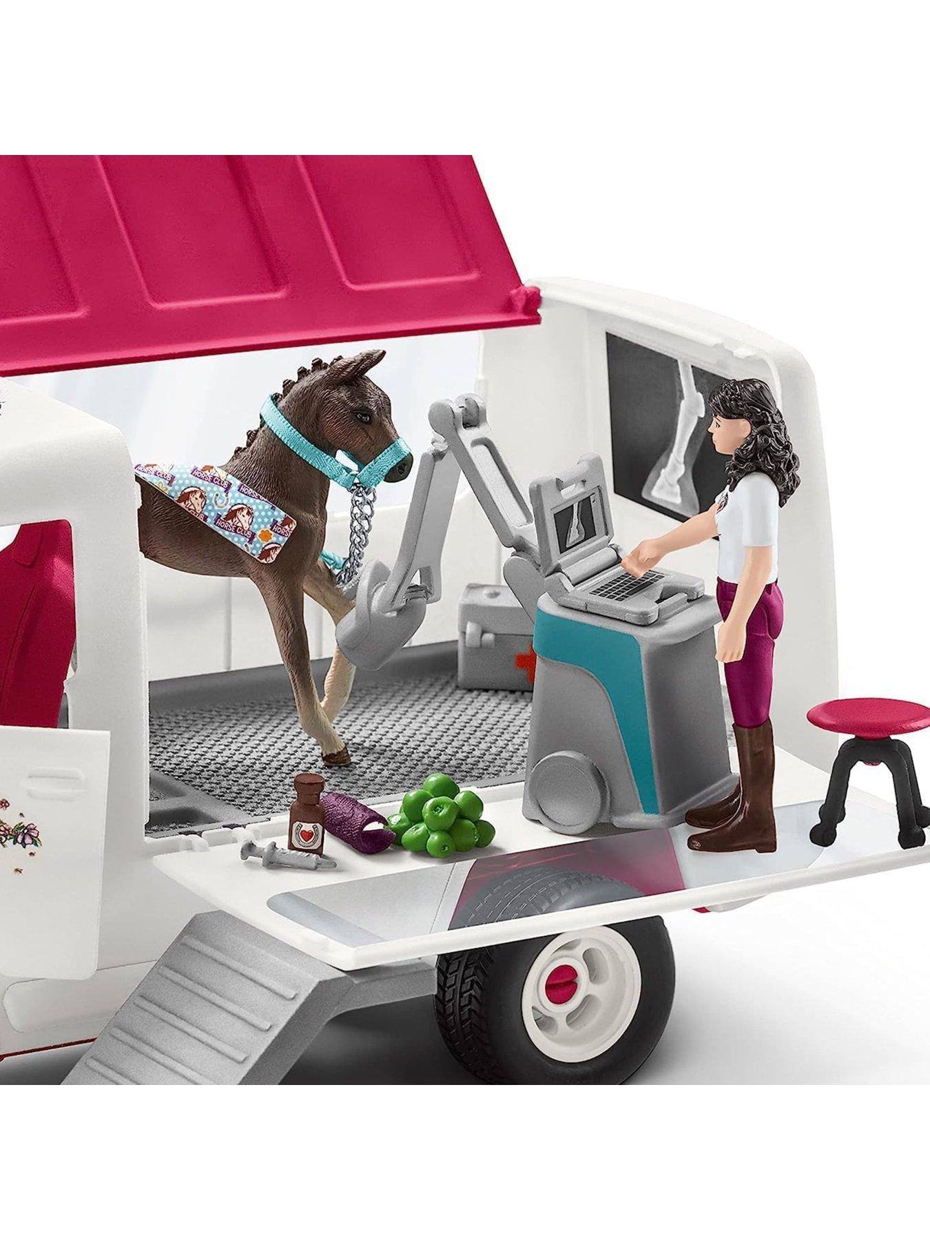 schleich-mobile-vet-with-foalback