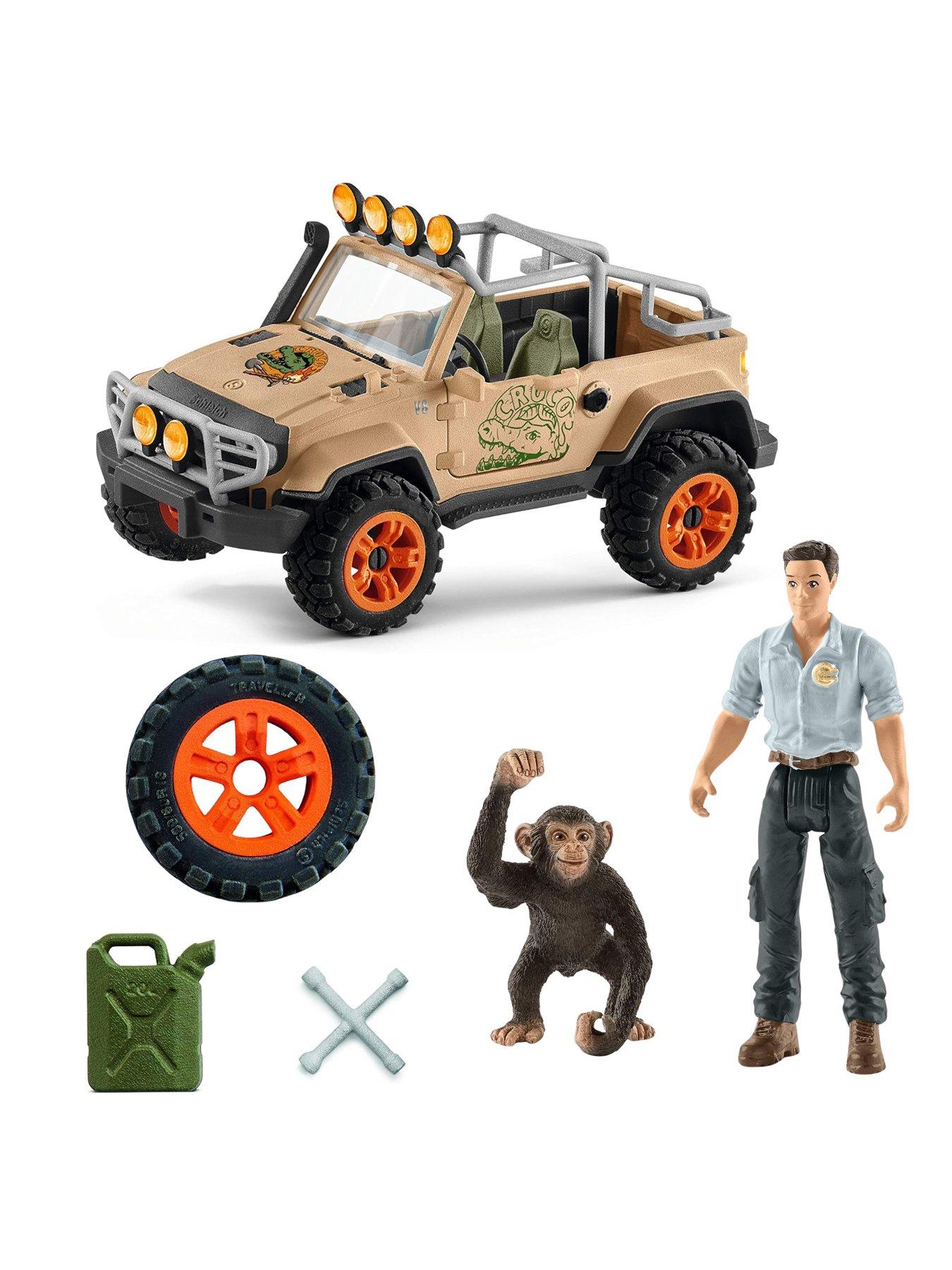 schleich-4x4-vehicle-with-chimpoutfit