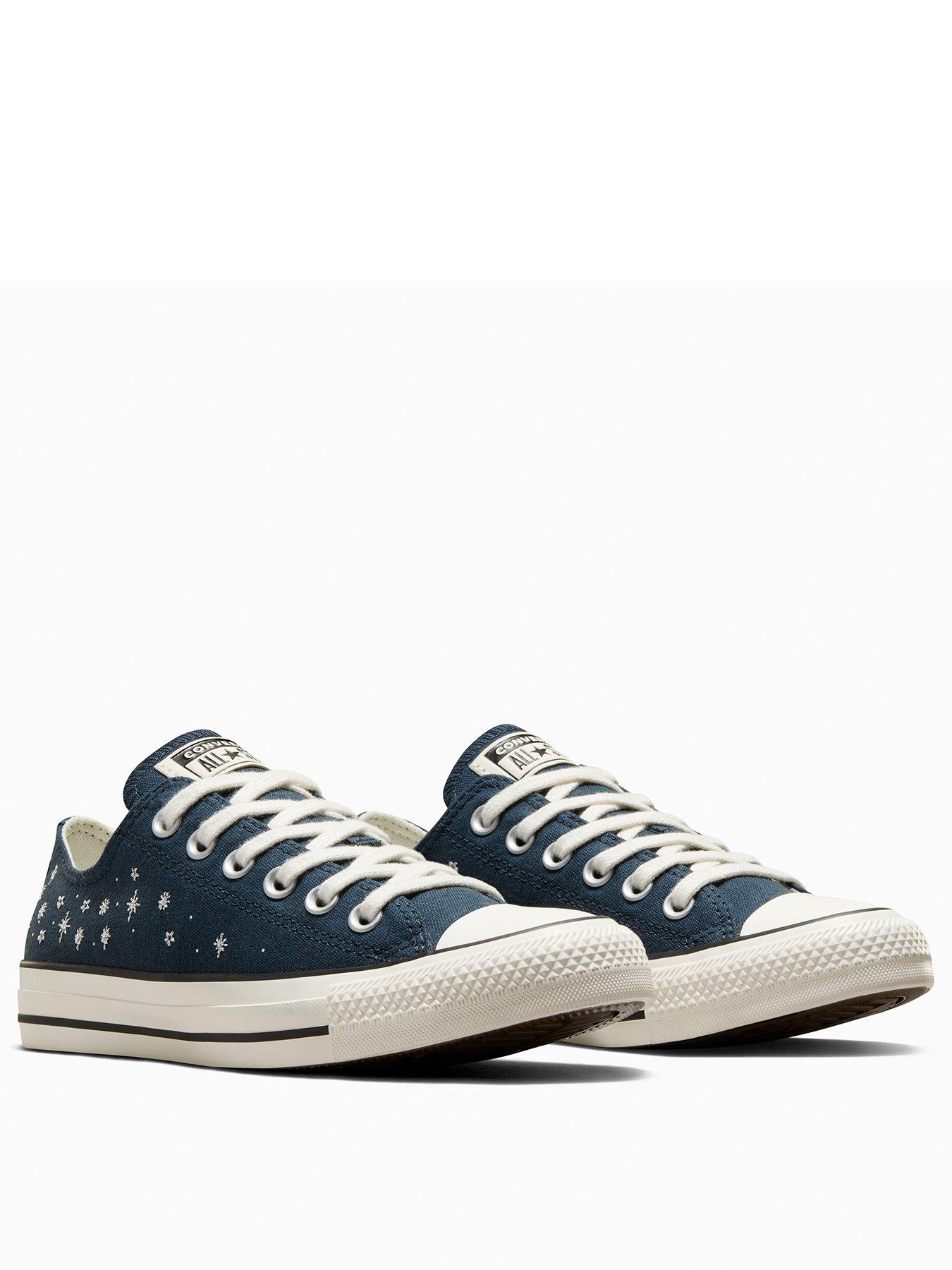 converse-womens-premium-party-chuck-taylor-all-star-trainers-beigestillFront