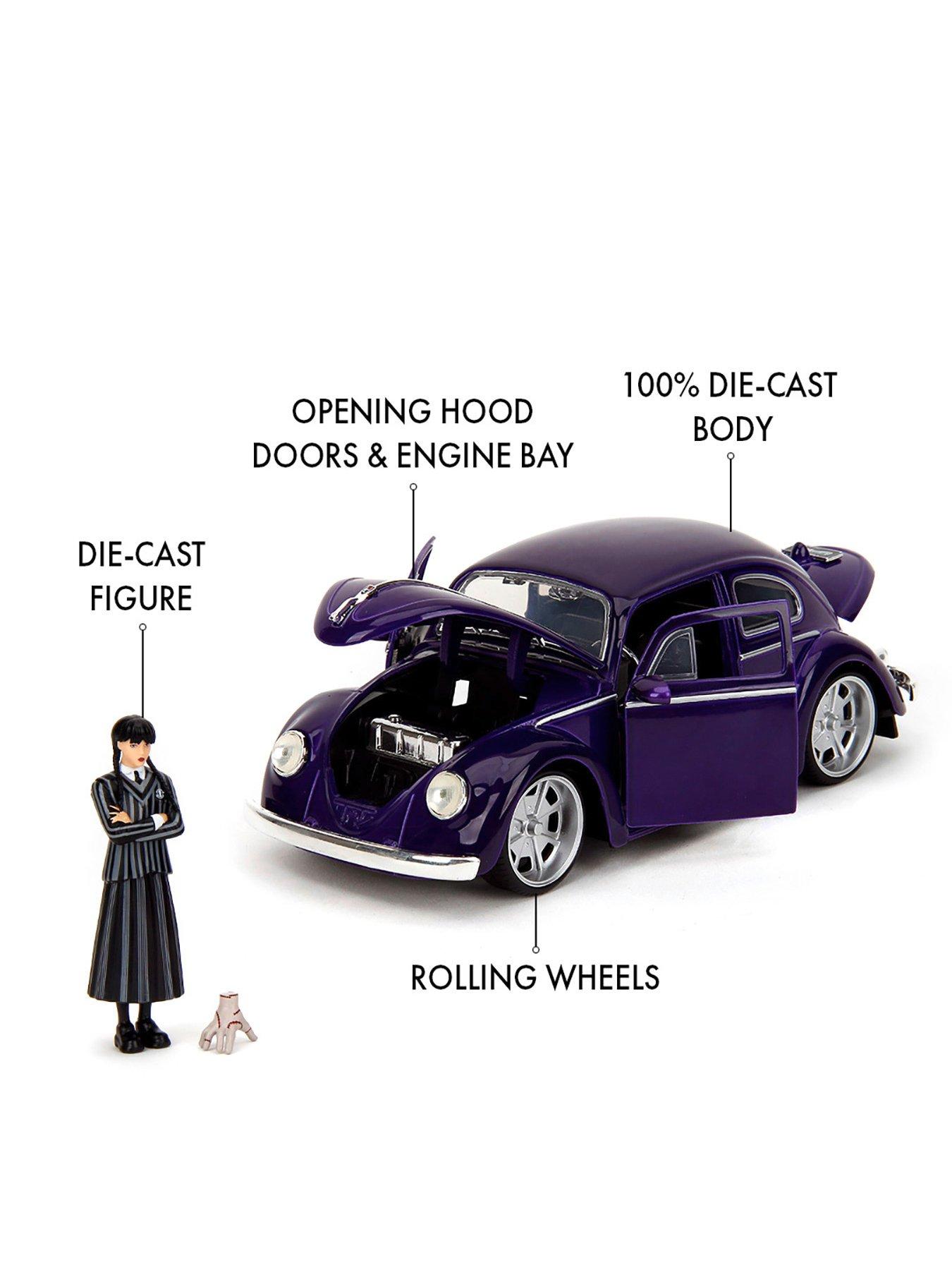 wednesday-wednesday-volkswagen-beetle-124-scale-die-cast-vehicle-with-figureback