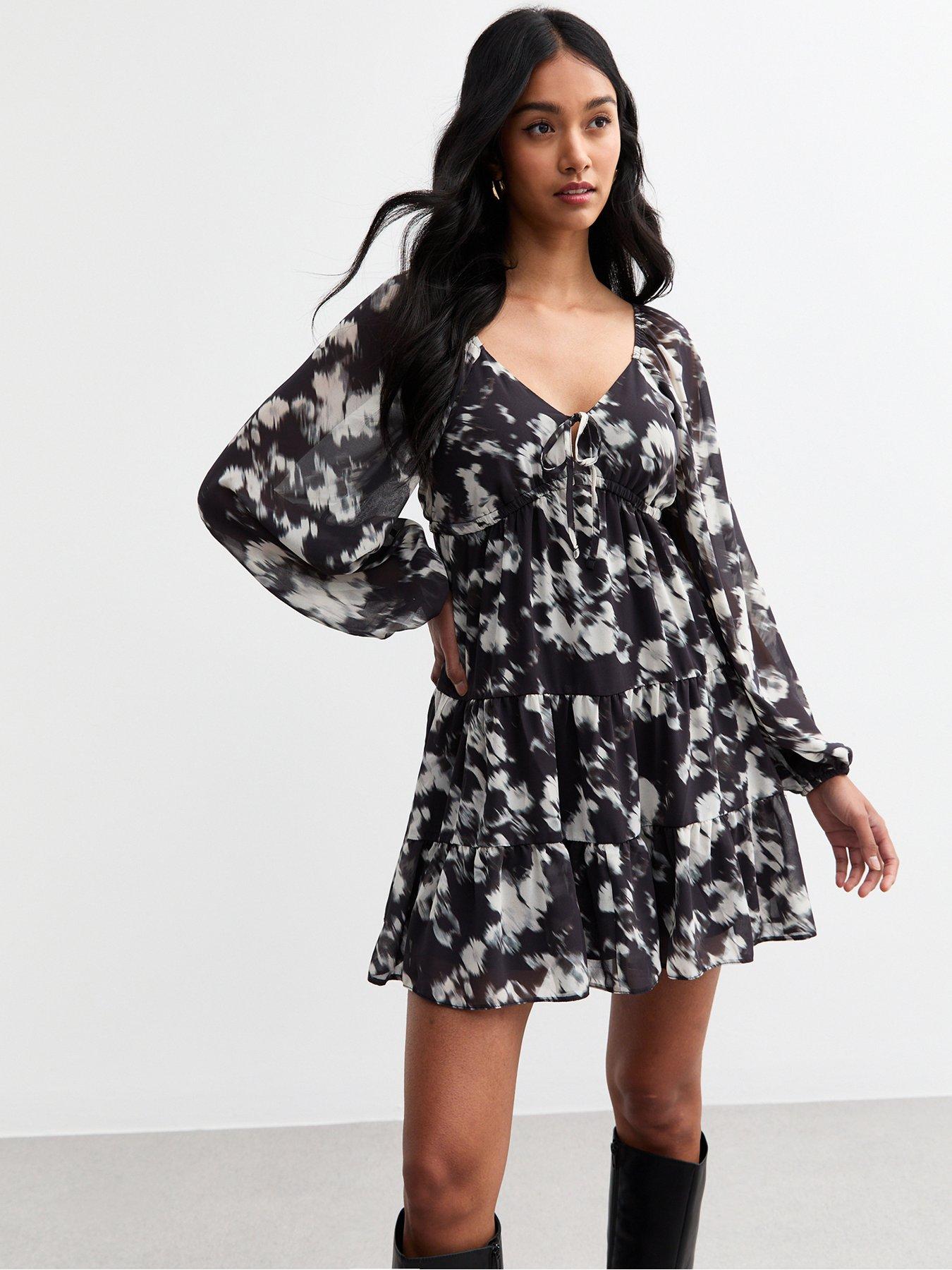 Image of New Look Blur Floral Print Chiffon Smock Mini Dress - Black