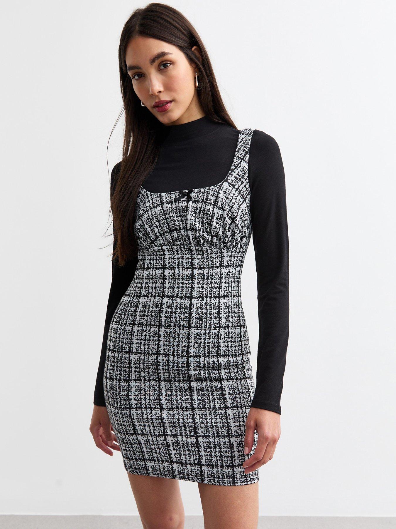 new-look-check-bow-detail-pinny-dress-light-greyprint