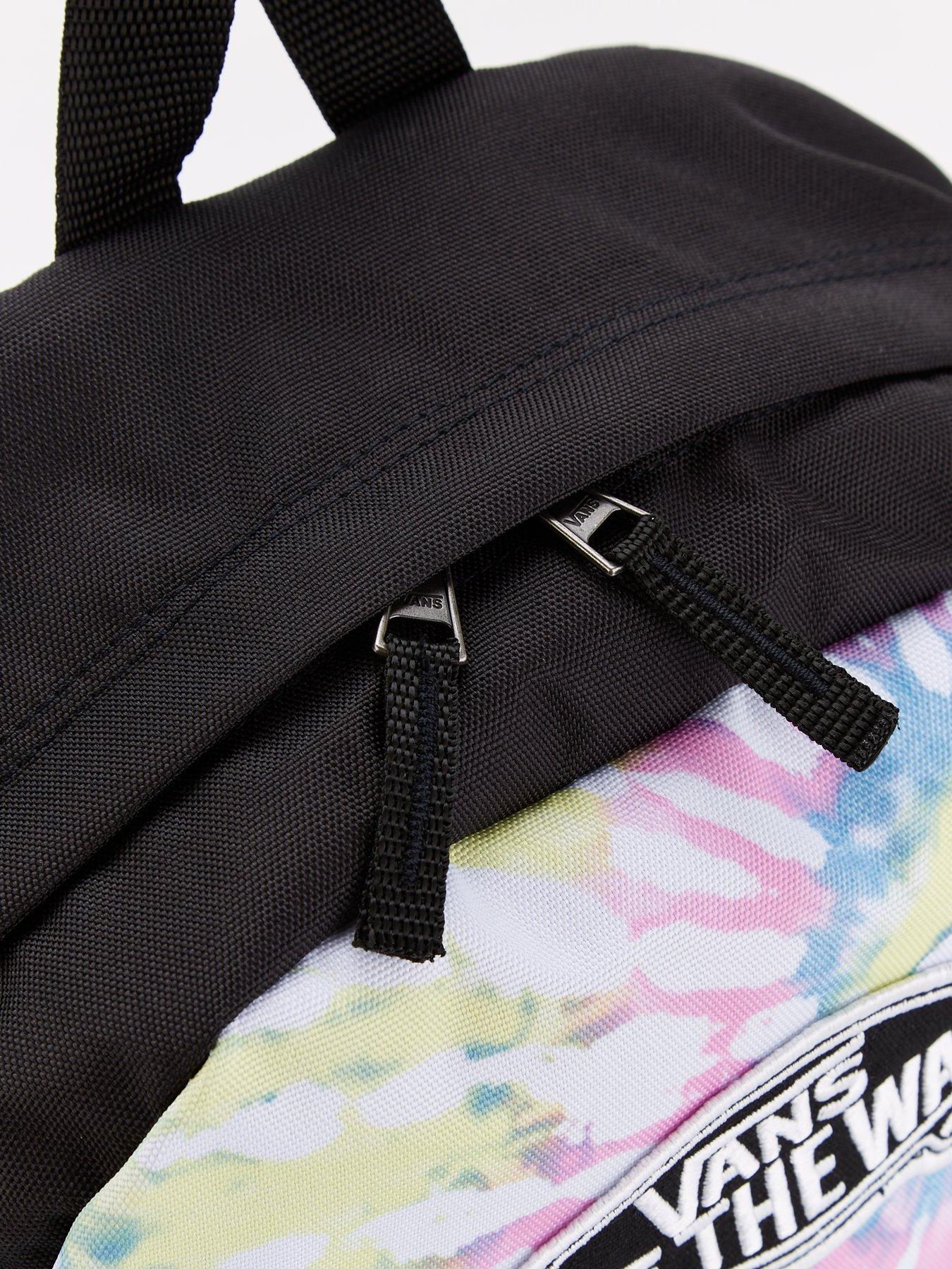 vans-vans-realm-backpack-blackoutfit