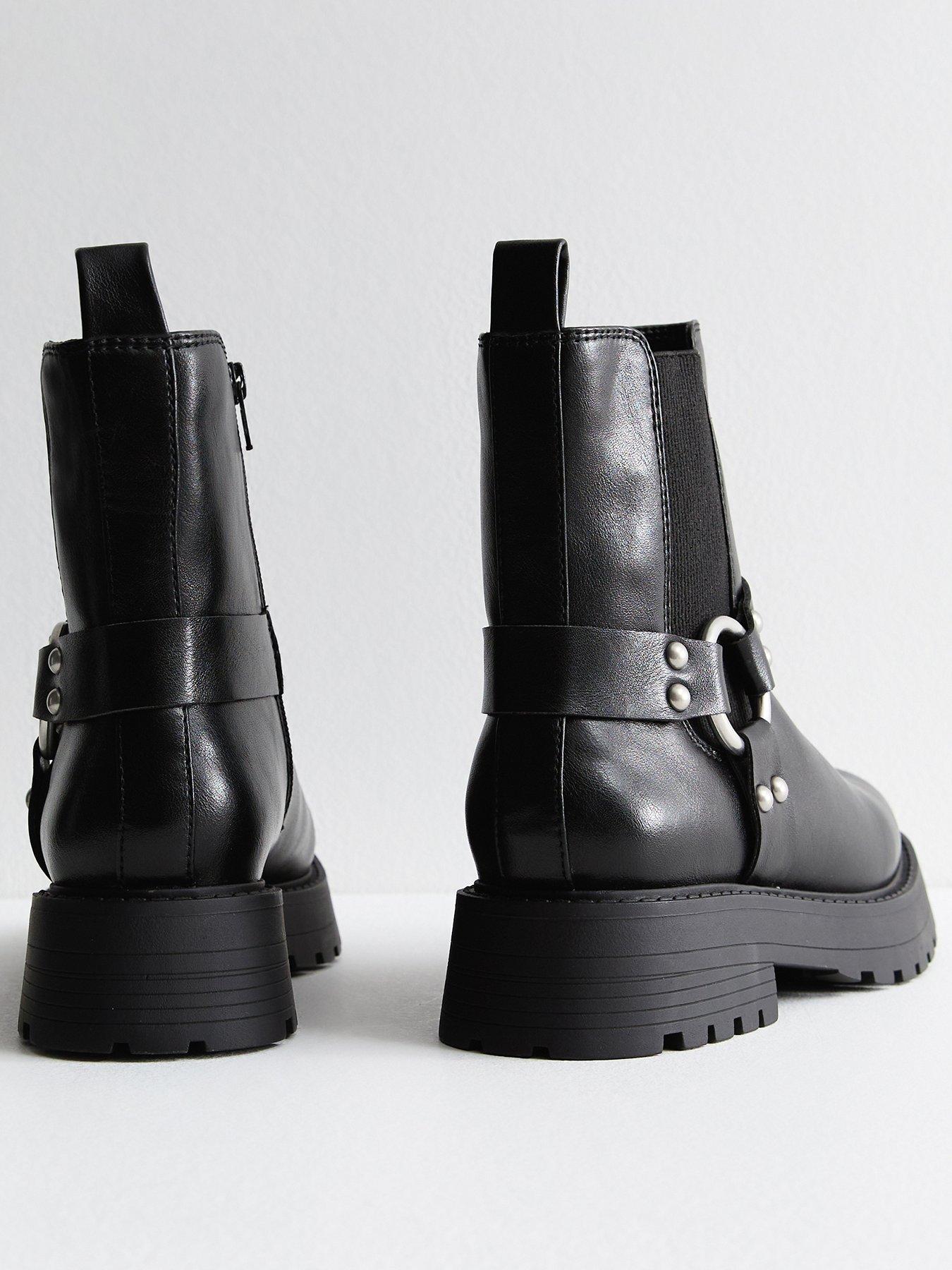 new-look-wide-fit-faux-leather-biker-ankle-boots-blackback