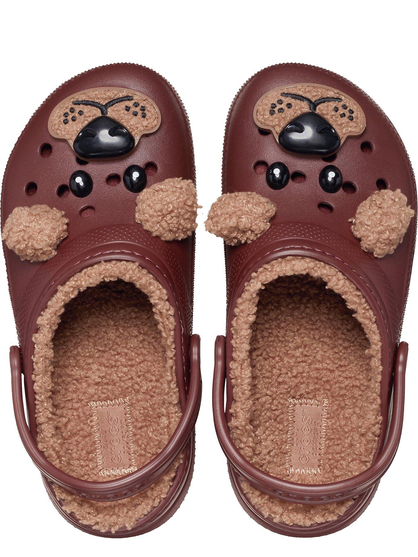 crocs-kids-classic-lined-brown-bear-clog-brownoutfit