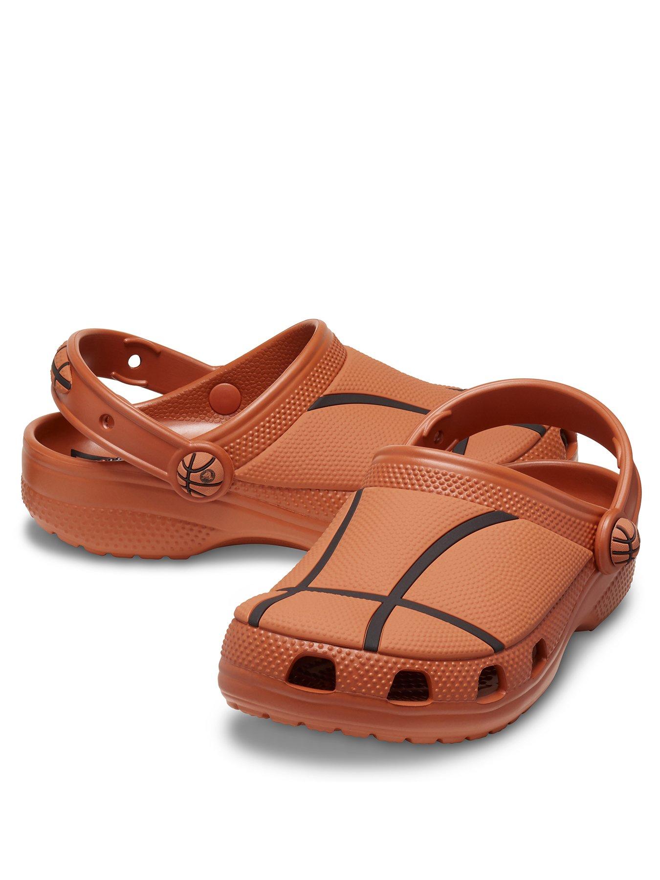 crocs-kids-classic-basketball-clog-orangestillFront