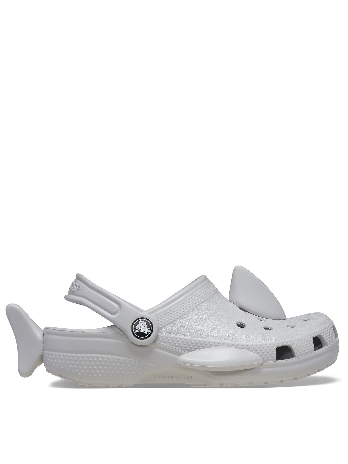 crocs-kids-classic-iam-shark-clog-light-grey