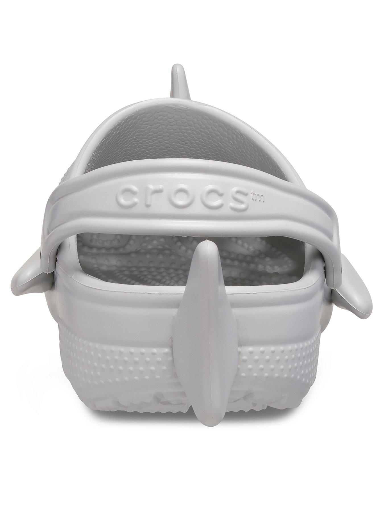 crocs-kids-classic-iam-shark-clog-light-greyback