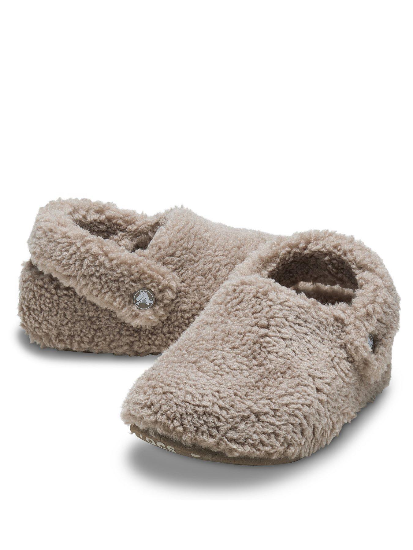 crocs-kids-classic-cozzzy-slipper-brownstillFront