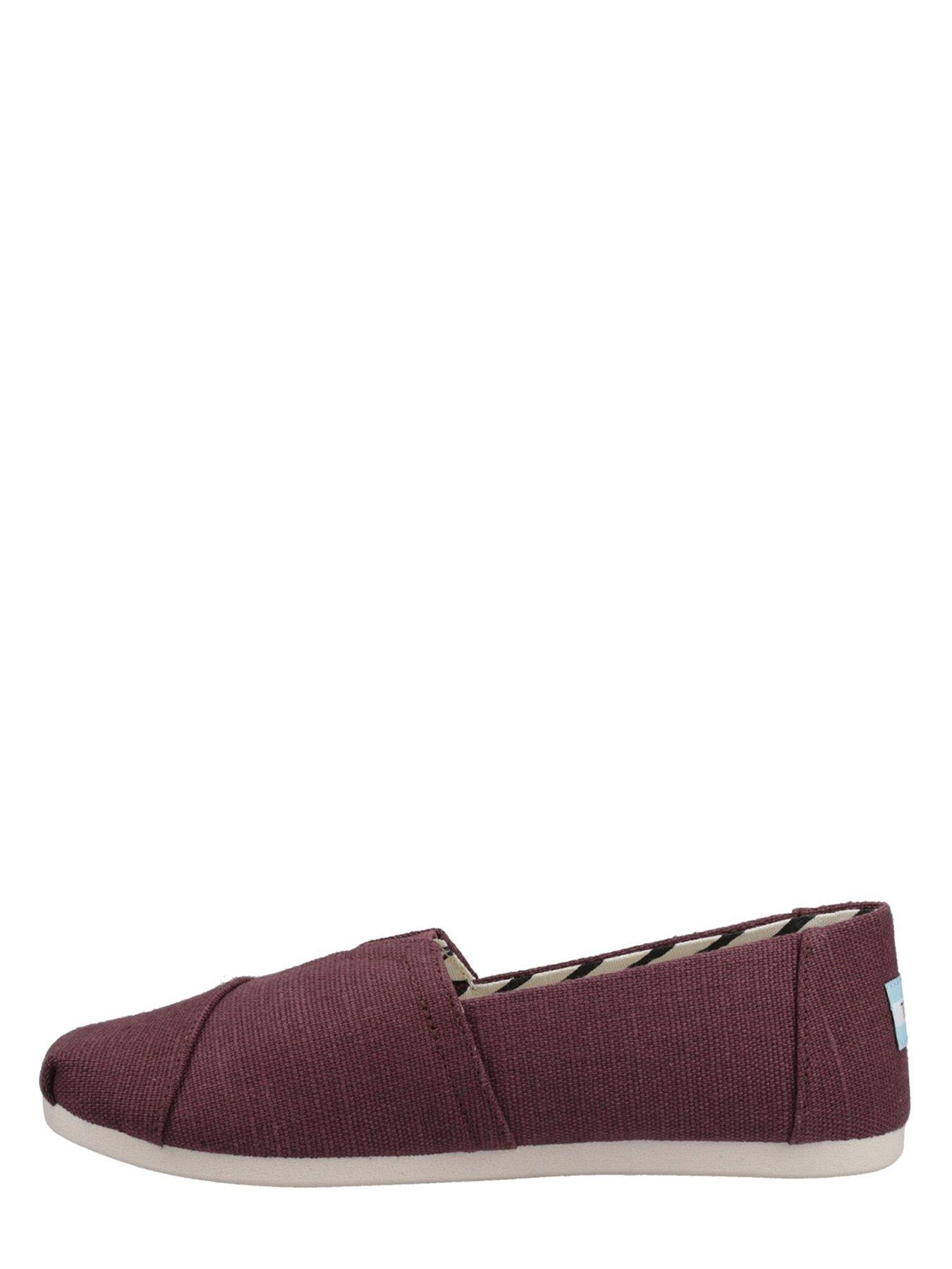 toms-alpargata-espadrille-deep-burgundyoutfit