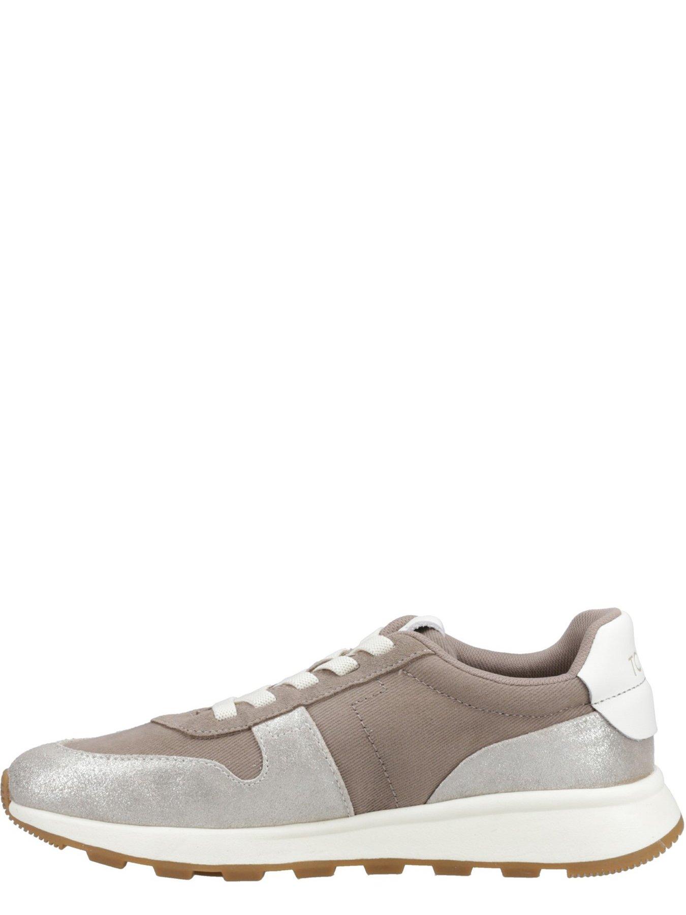 toms-trvl-lite-retro-sneaker-champagneoutfit