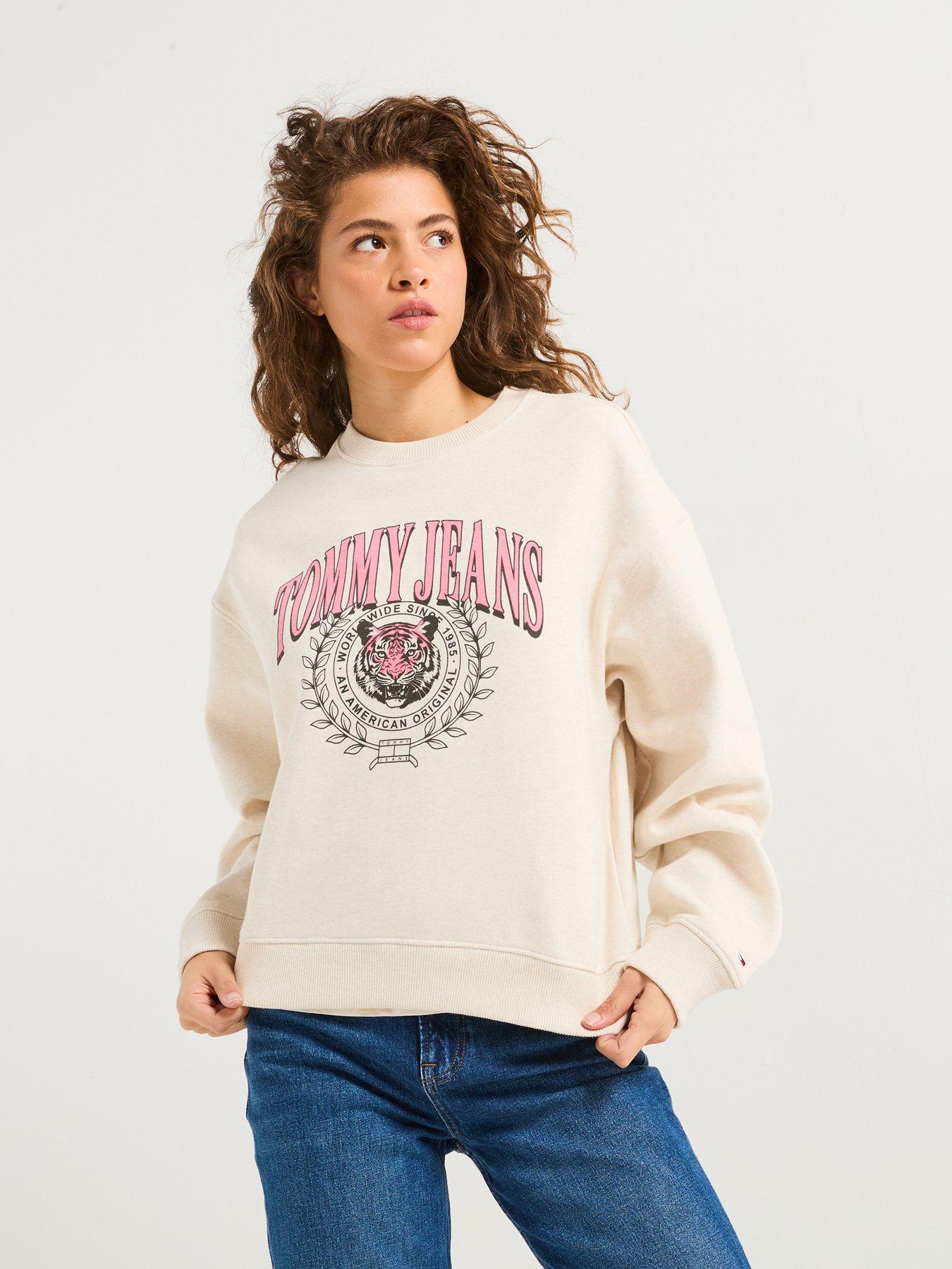 tommy-jeans-tiger-varsity-crew-neck-sweatshirt-cream