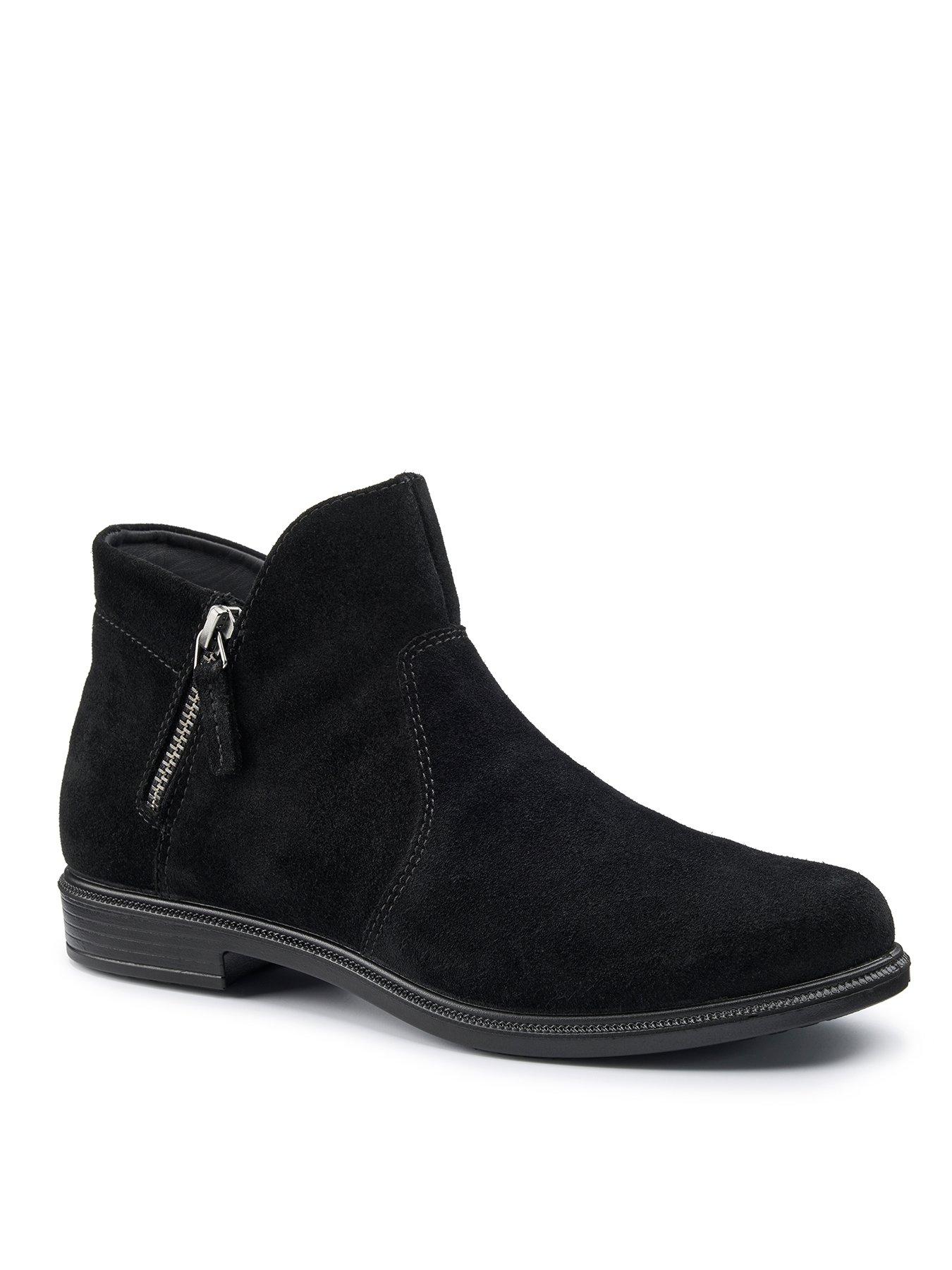 hotter-ludlow-boots-blackstillFront