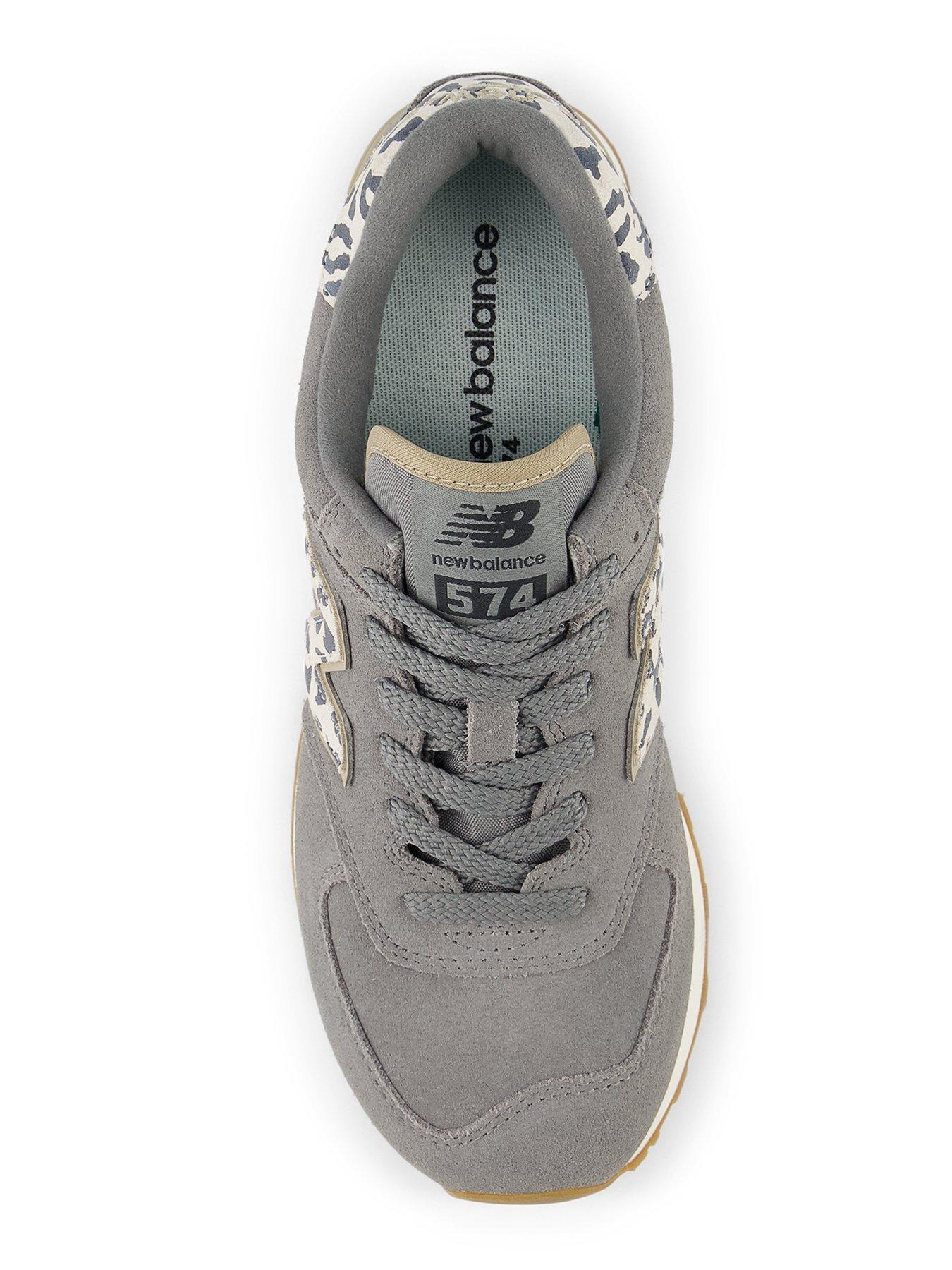 new-balance-womens-574-trainers-animal-greyoutfit